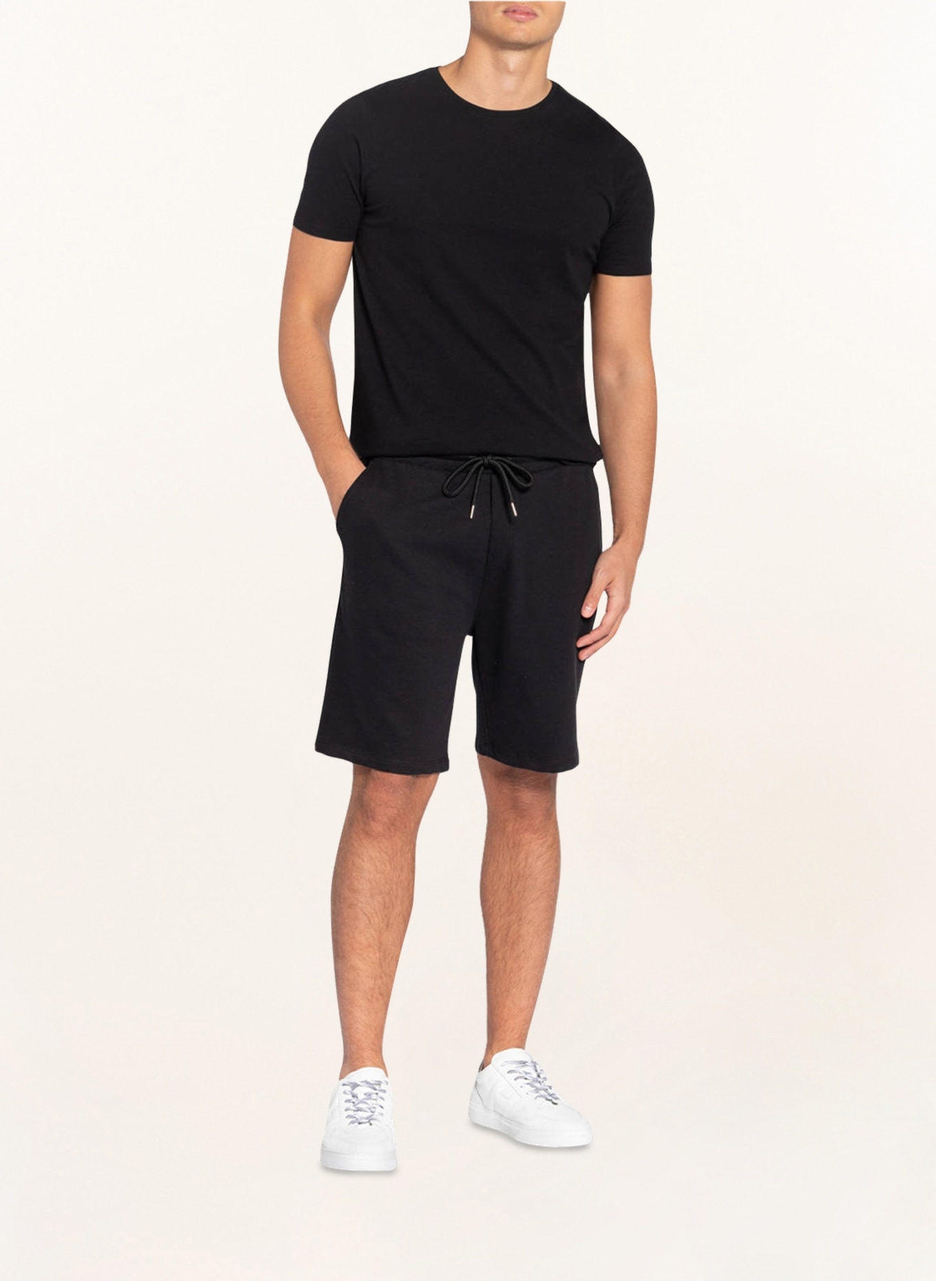 Juvia Sweat shorts, Color: BLACK (Image 2)