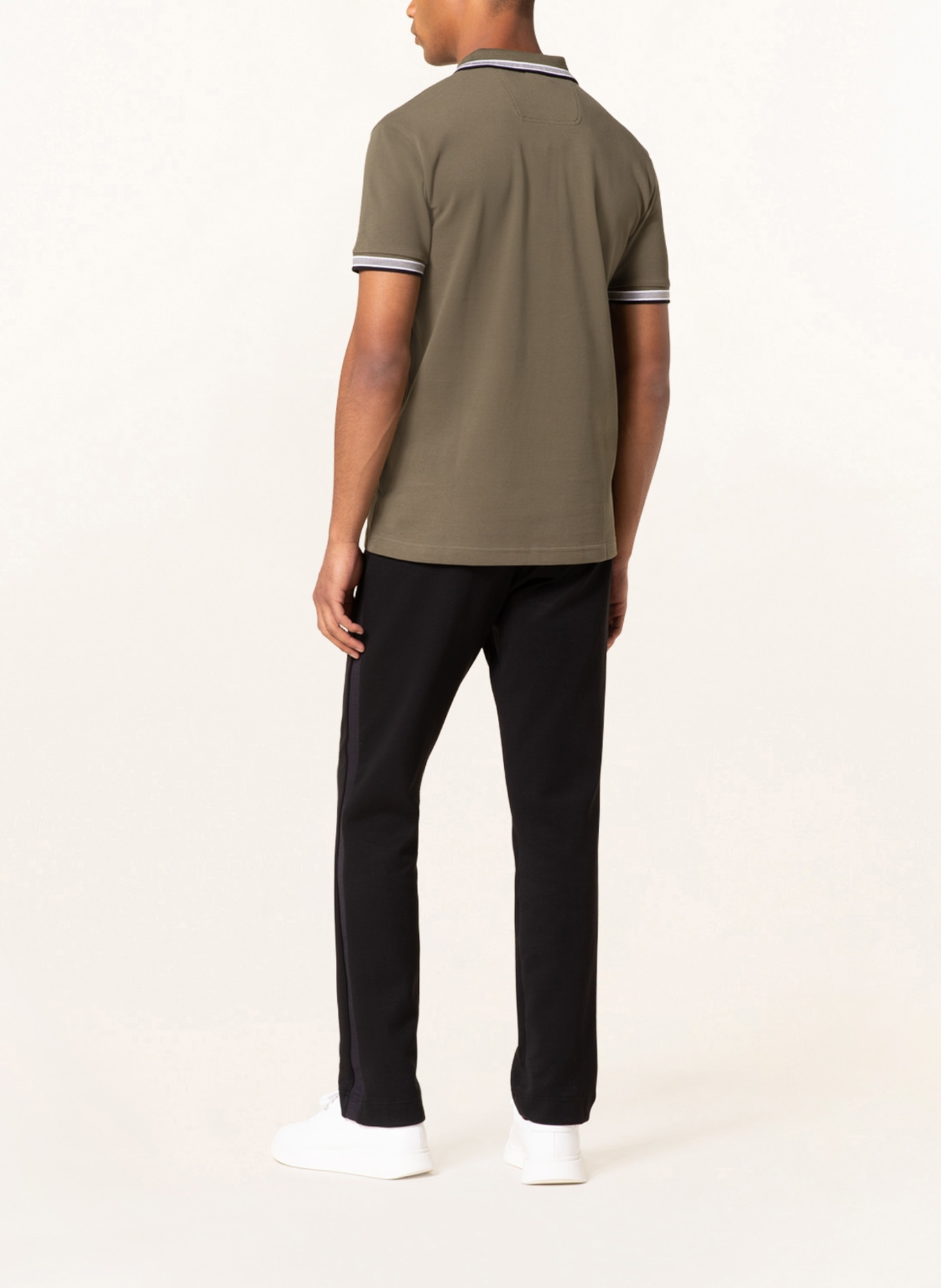 BOSS Piqué-Poloshirt PADDY CURVED Regular Fit, Farbe: OLIV (Bild 3)