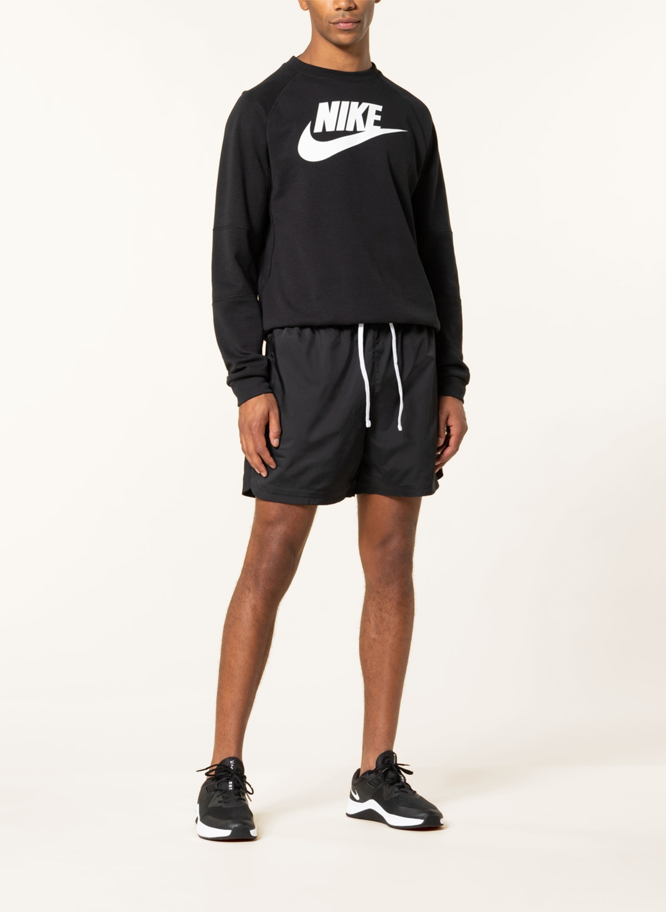 Nike Training shorts SPORTSWEAR SPORT ESSENTIALS, Color: BLACK (Image 2)