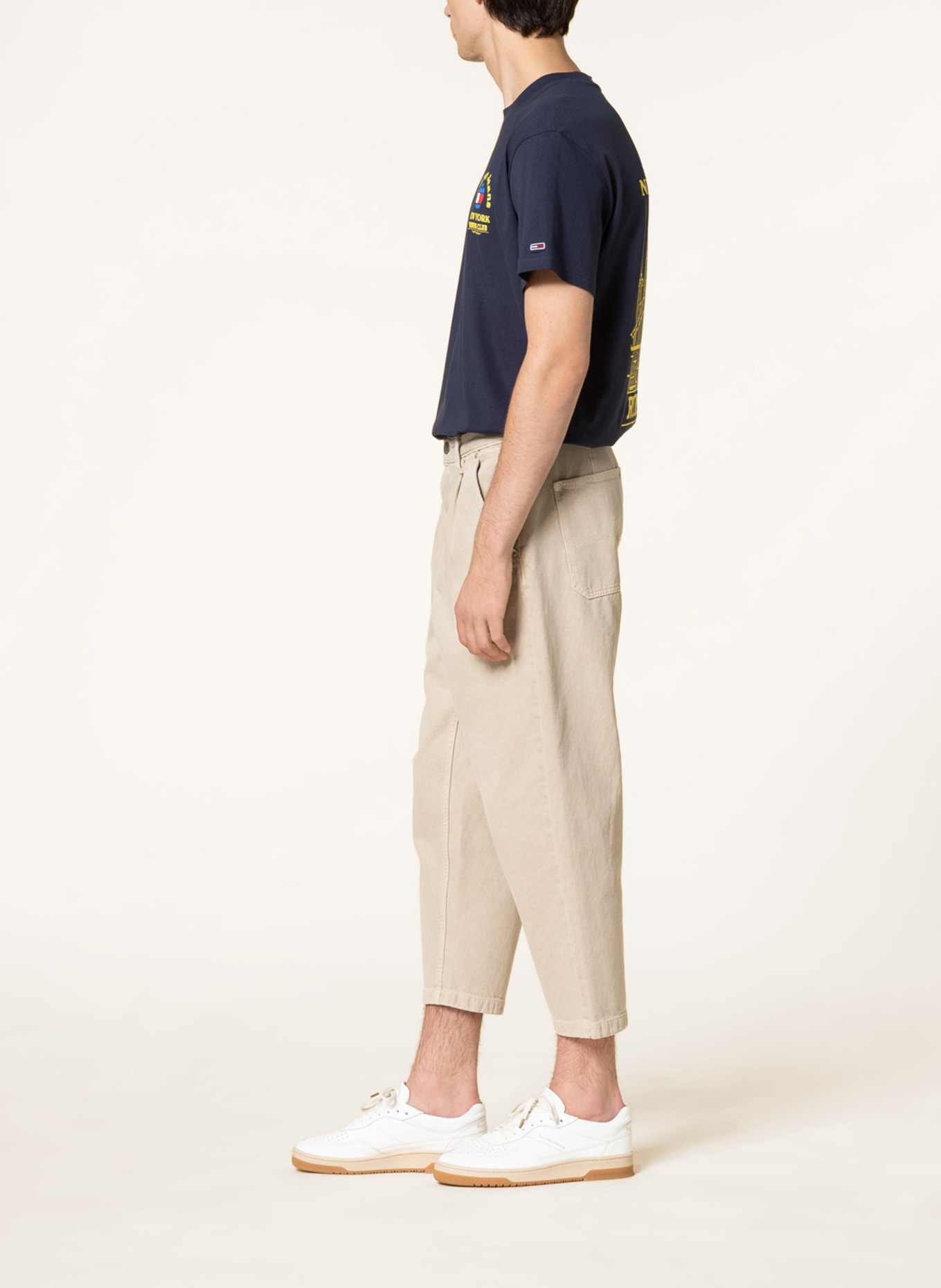 TOMMY JEANS Chinos tapered fit with cropped leg length, Color: CREAM (Image 4)