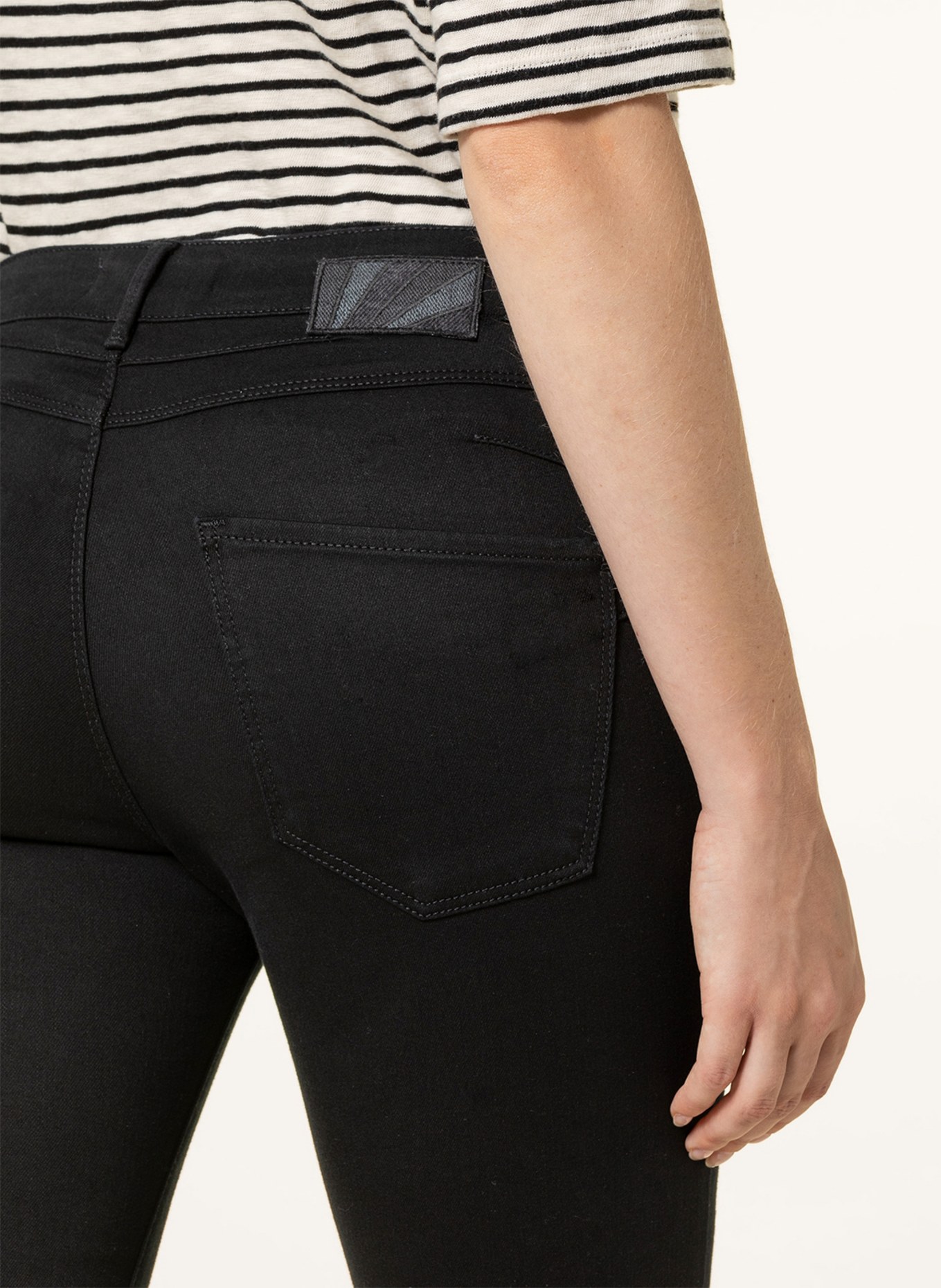 BRAX Skinny Jeans ANA mit Push-up-Effekt, Farbe: SCHWARZ (Bild 5)