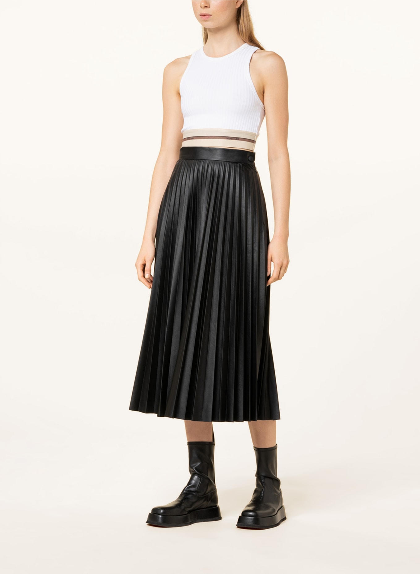 MM6 Maison Margiela Pleated skirt in leather look, Color: BLACK (Image 2)
