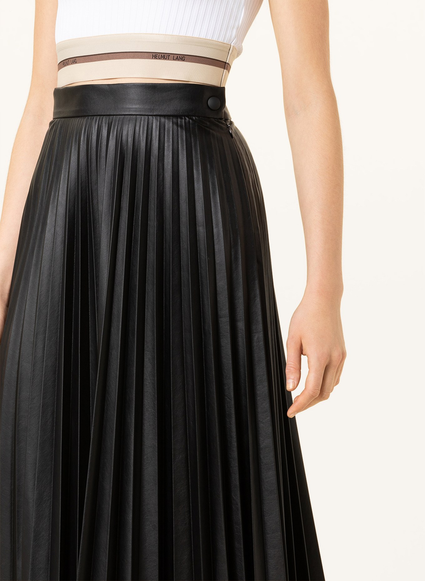 MM6 Maison Margiela Pleated skirt in leather look, Color: BLACK (Image 4)