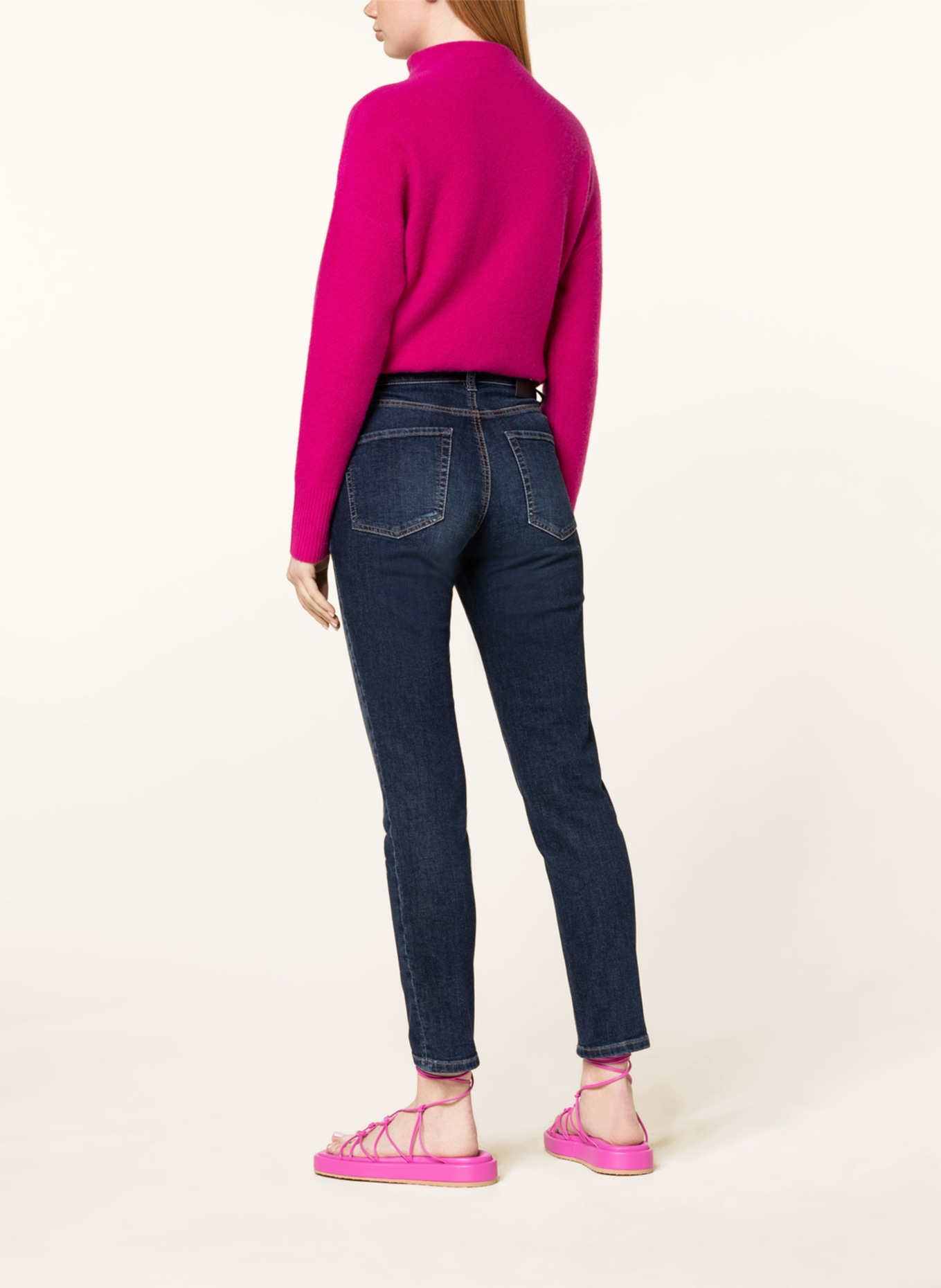 Cambio pina jeans store