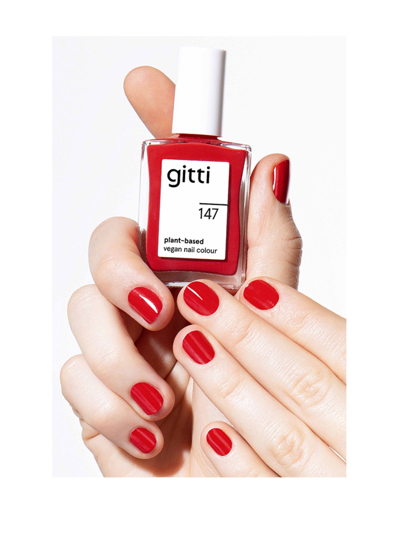 gitti PLANT-BASED VEGAN NAIL COLOUR: NO. 147 - REAL RED