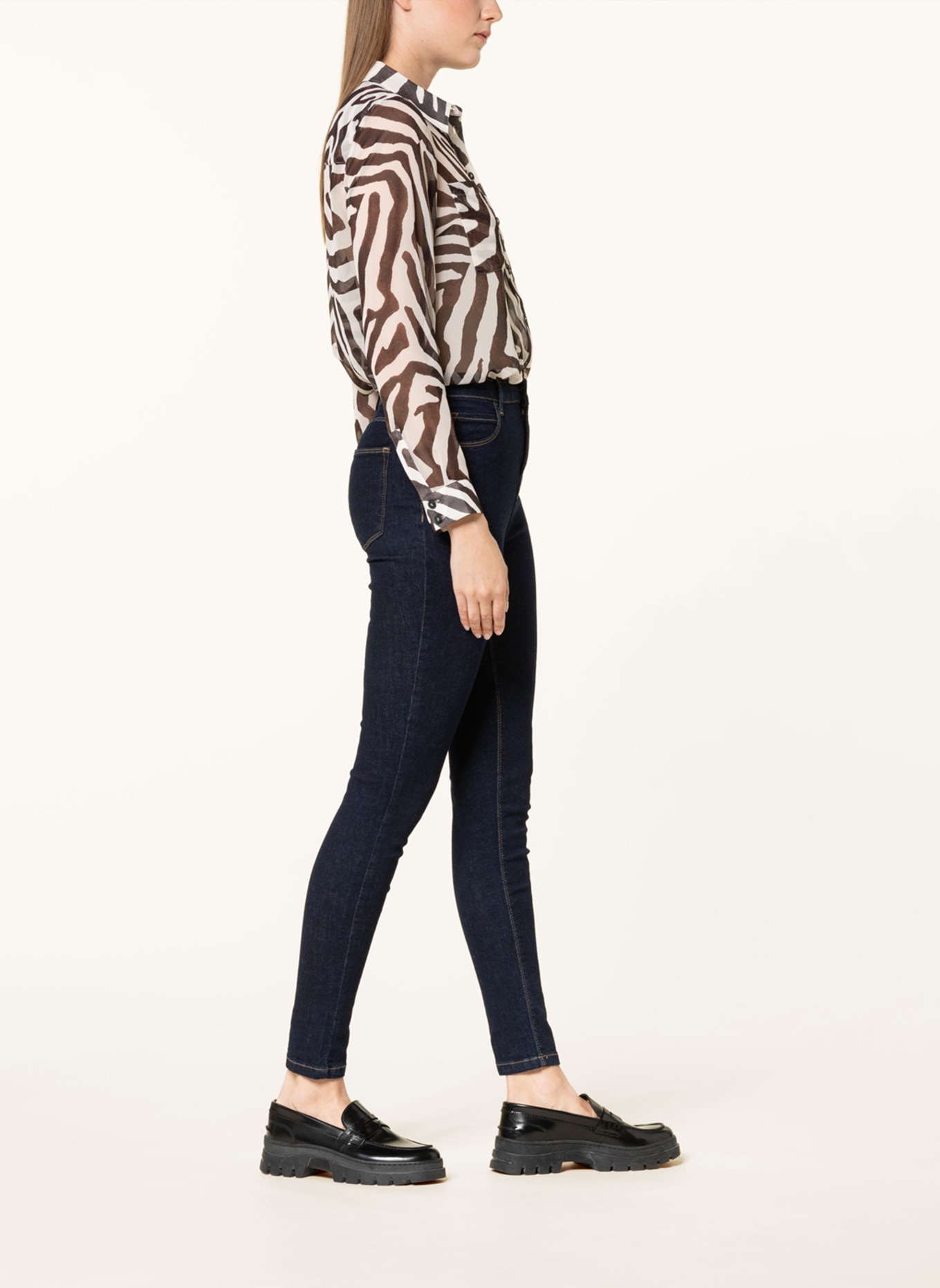 Phase Eight Skinny jeans AMINA , Color: 050 BLACK (Image 4)