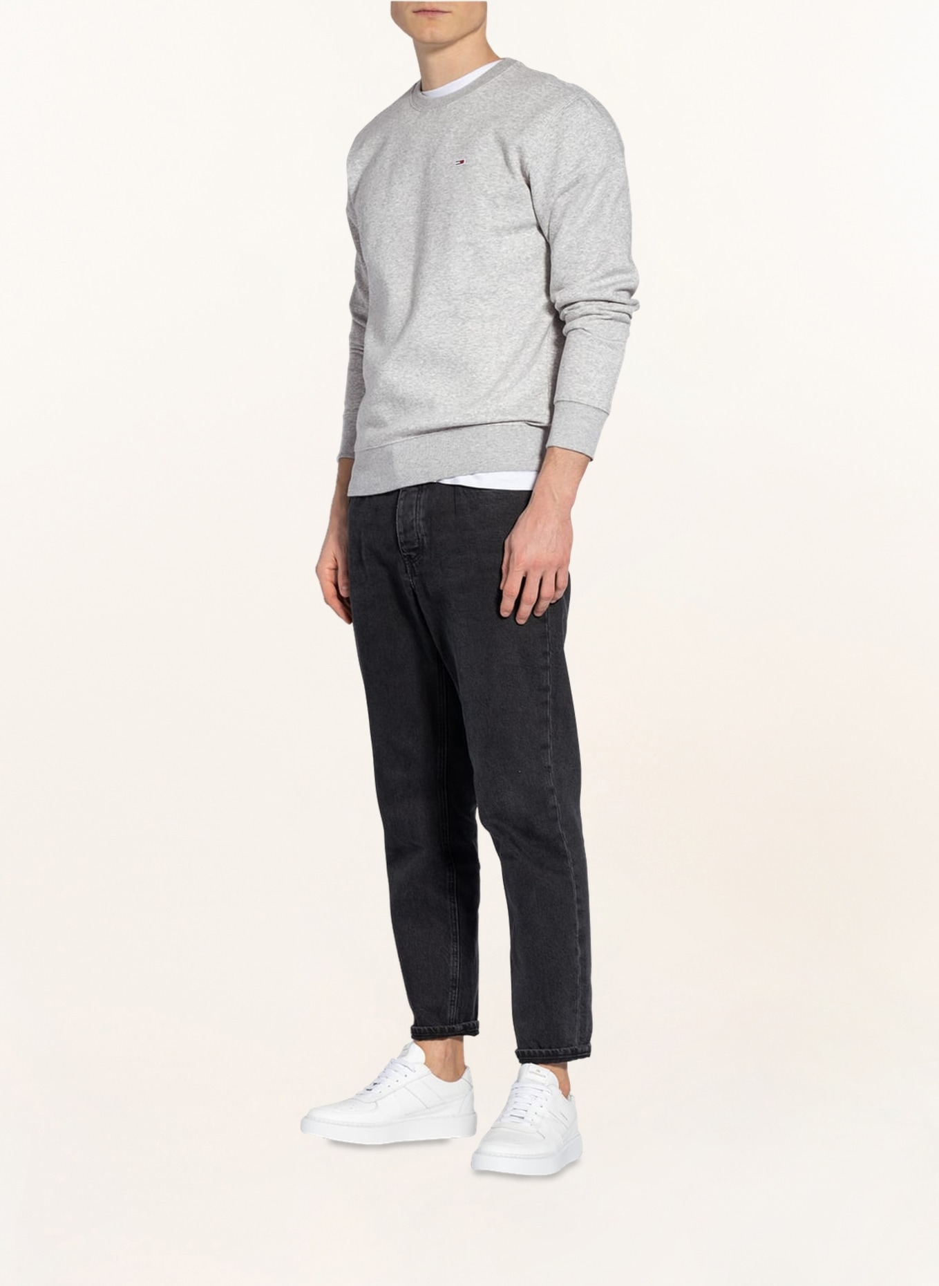 TOMMY JEANS Sweatshirt: GRAU / CREME