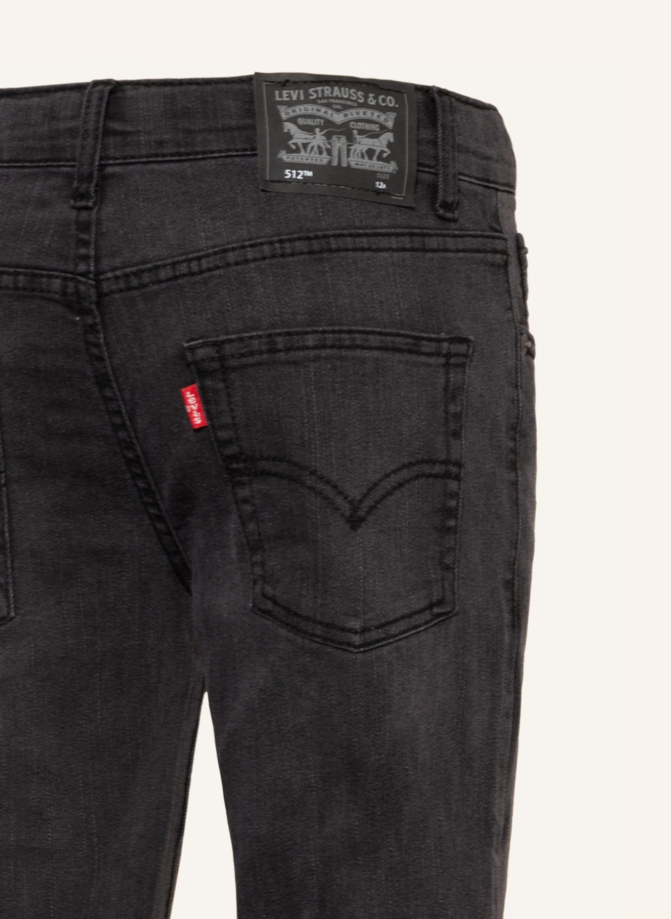 Levi's® Jeans 512 Slim Taper Fit, Farbe: SCHWARZ (Bild 3)