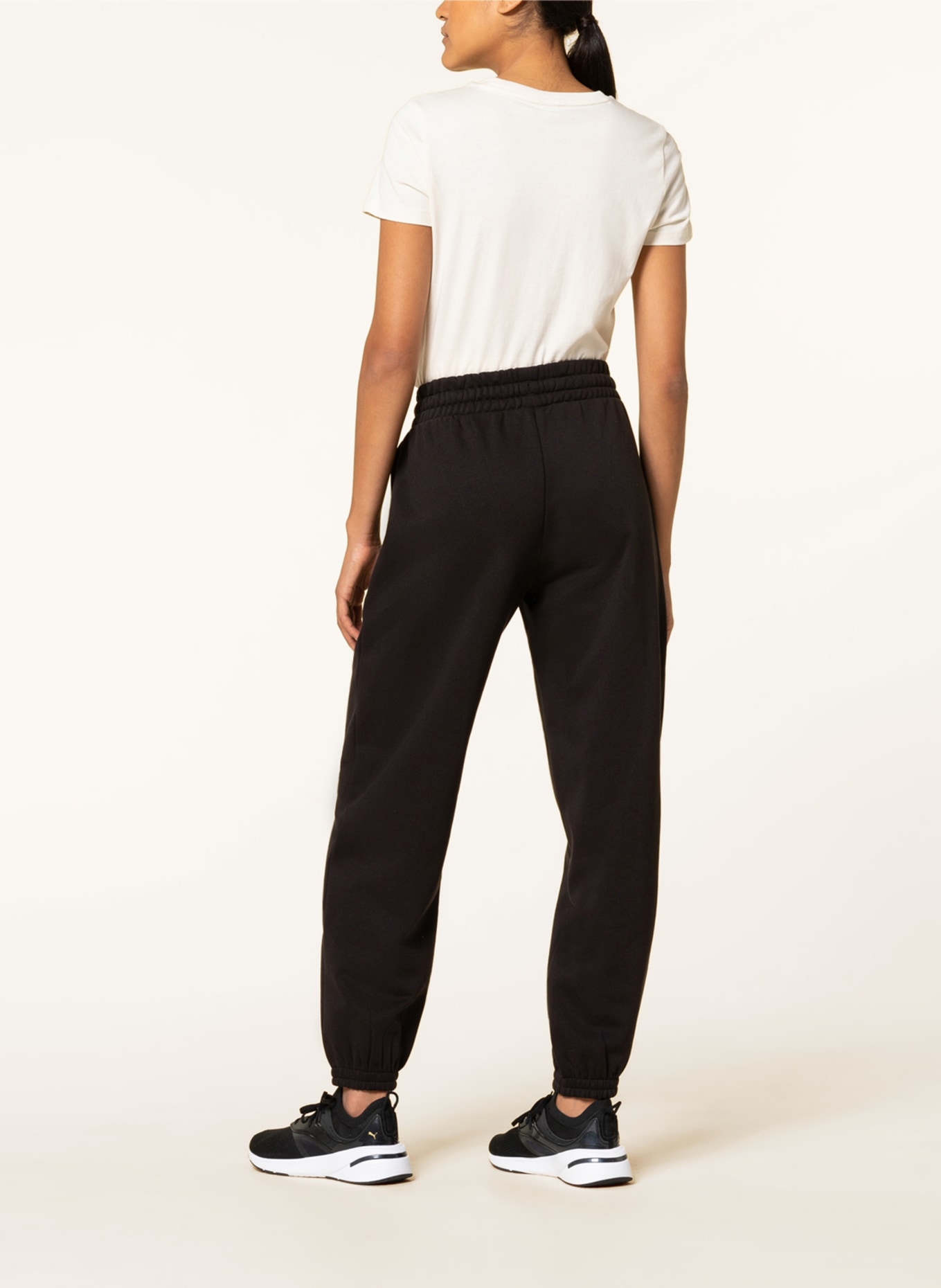 PUMA Sweatpants CLASSICS, Color: BLACK (Image 3)