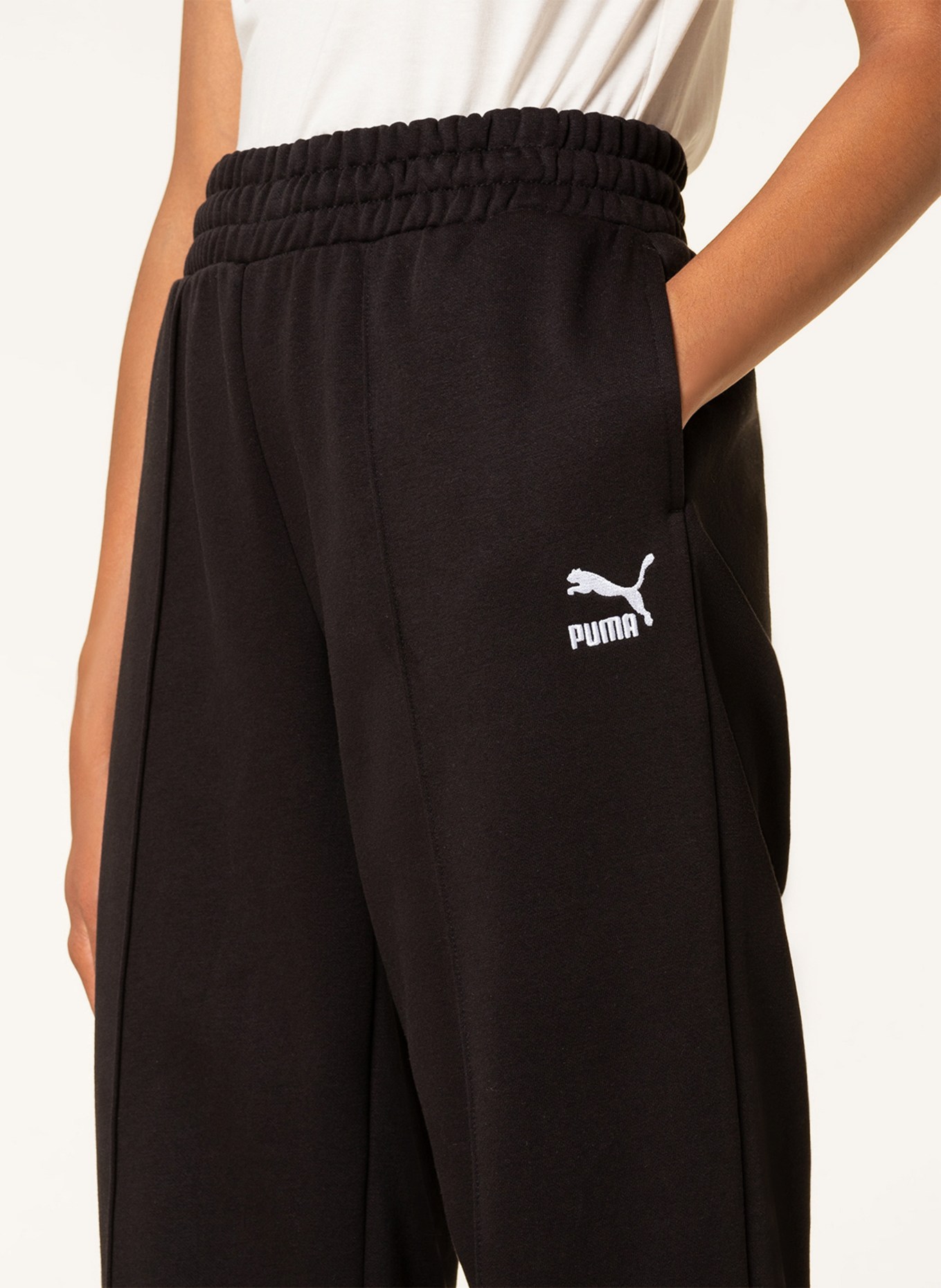 PUMA Sweatpants CLASSICS, Color: BLACK (Image 5)