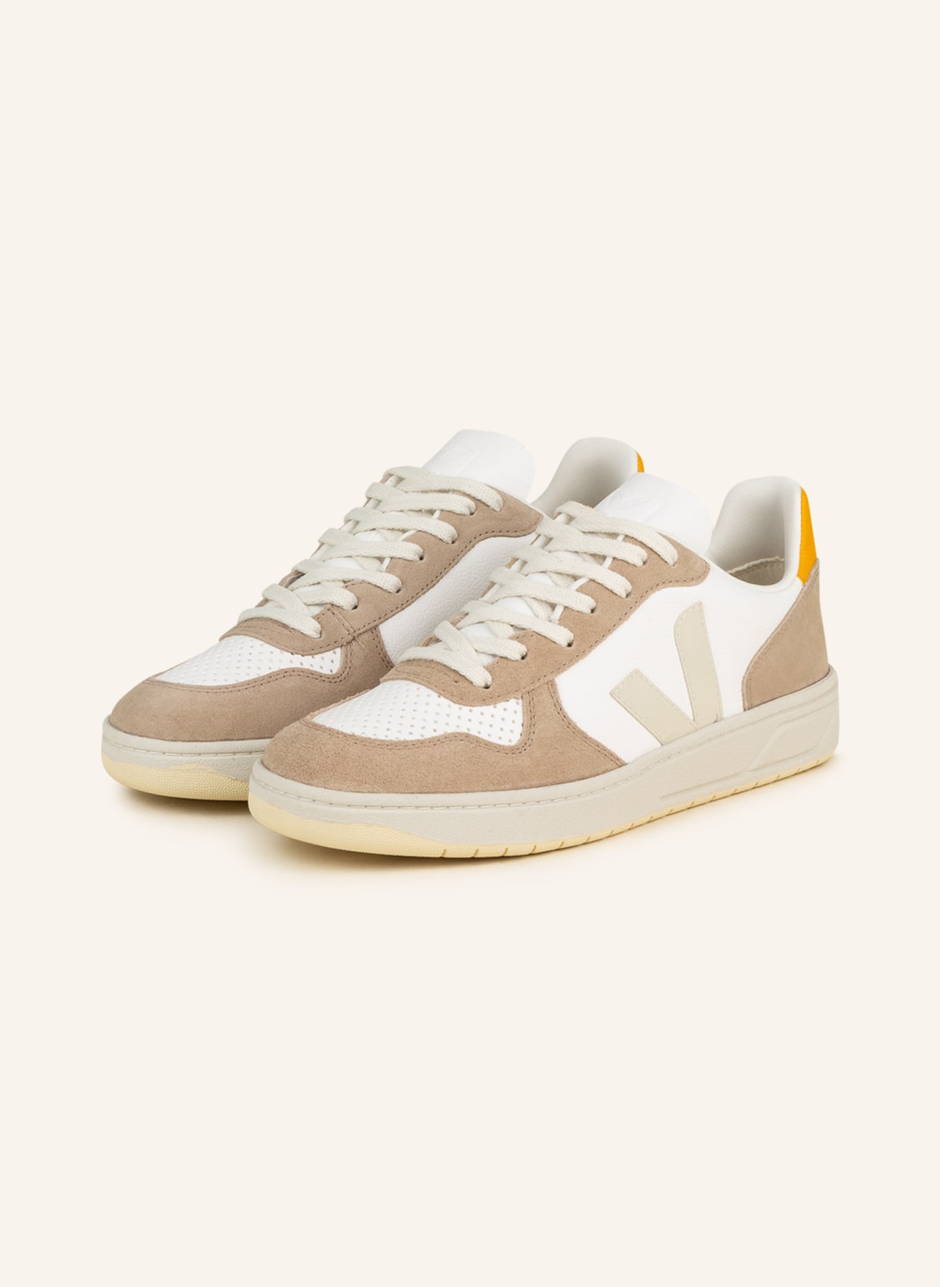 Veja hotsell sneakers beige