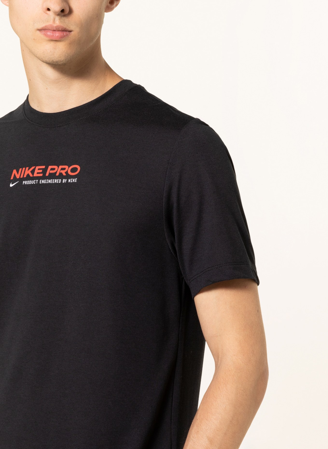 Nike T-Shirt PRO DRI-FIT, Farbe: SCHWARZ (Bild 4)