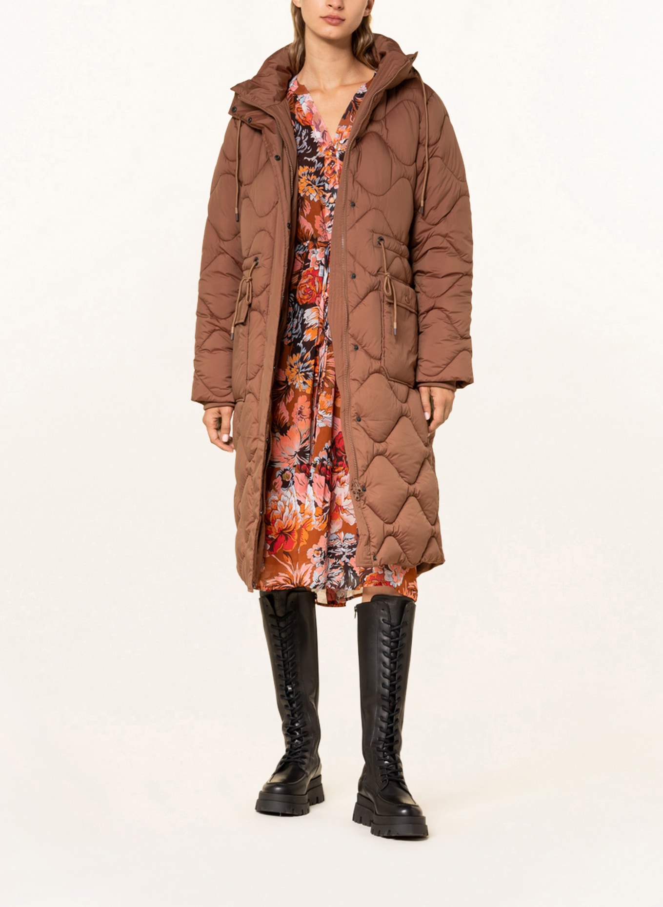 darling harbour Quilted coat with removable hood and SORONA®AURA insulation, Color: BROWN (Image 2)