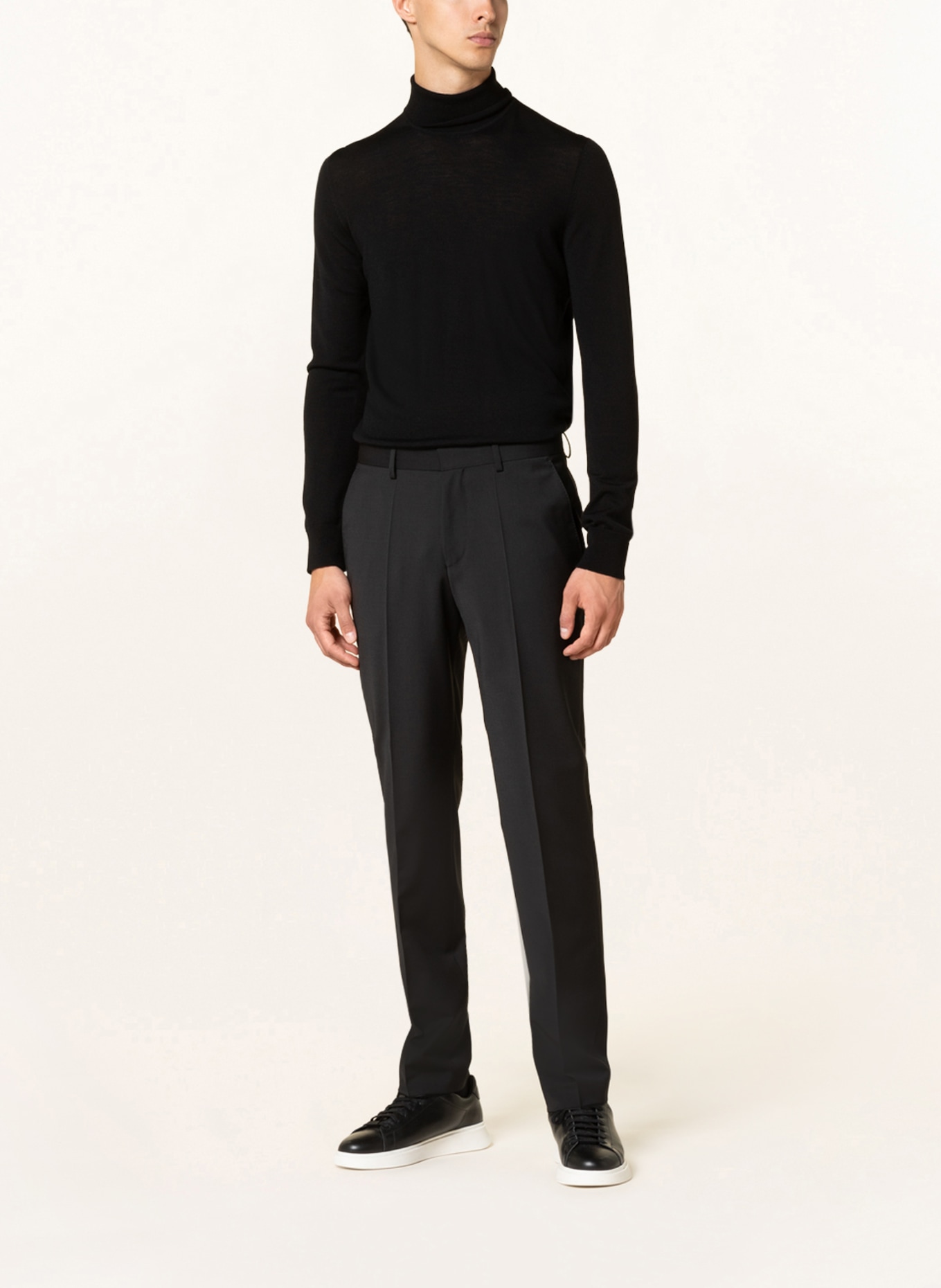 BOSS Spodnie garniturowe LEON regular fit, Kolor: 001 BLACK (Obrazek 3)