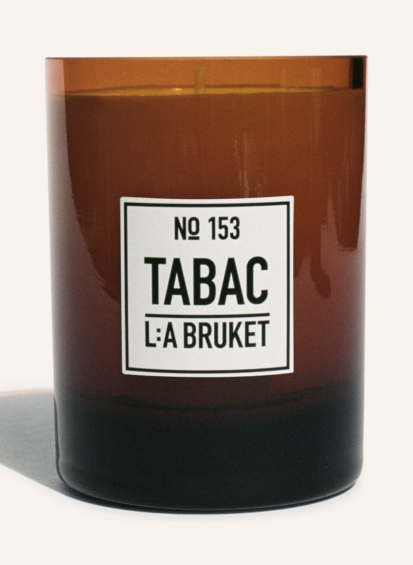 L:A BRUKET Duftkerze NO. 153 TABAC, Farbe: BRAUN/ WEISS (Bild 1)