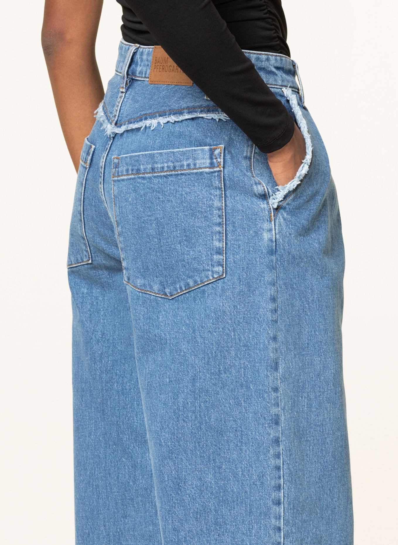 BAUM UND PFERDGARTEN Flared jeans NAKITA, Color: C7809 Surf Blue (Image 5)