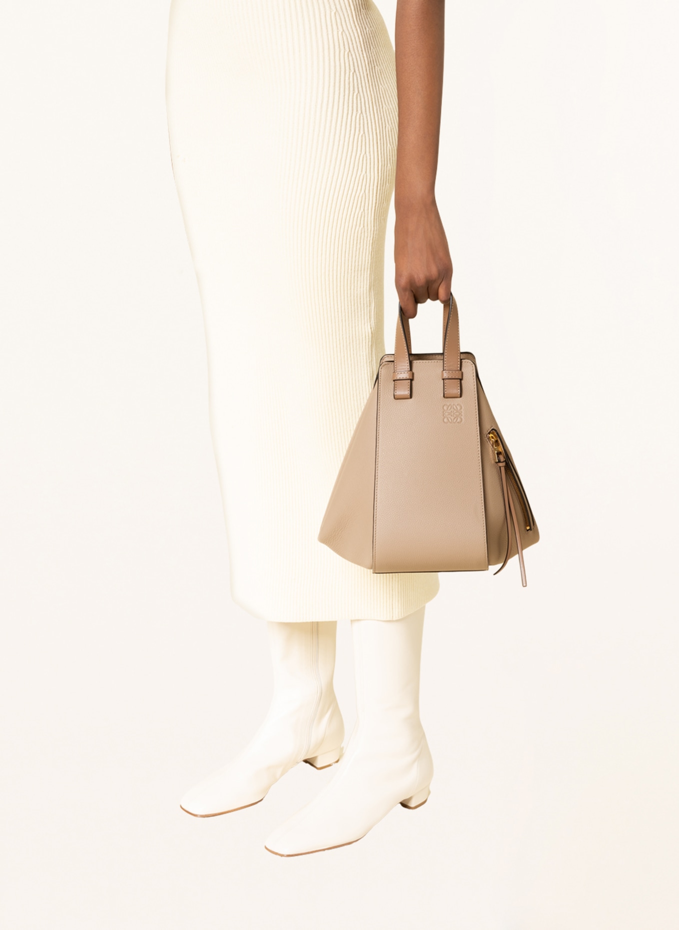 LOEWE Handbag HAMMOCK SMALL , Color: BEIGE (Image 5)