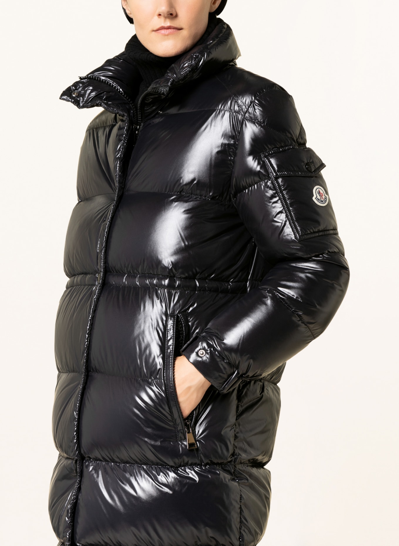 MONCLER Péřový kabát CAVETTAZ s odnímatelnou kapucí, Barva: ČERNÁ (Obrázek 5)