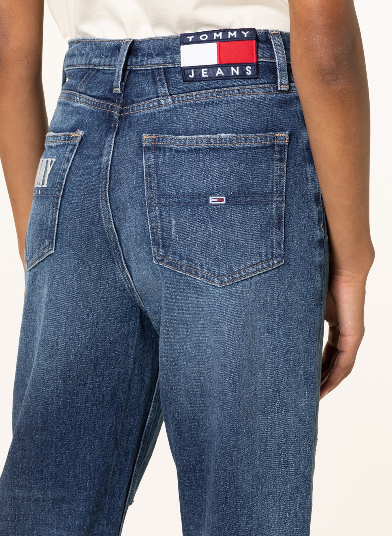 TOMMY JEANS Mom jeans, Color: 1BK Denim Dark (Image 5)