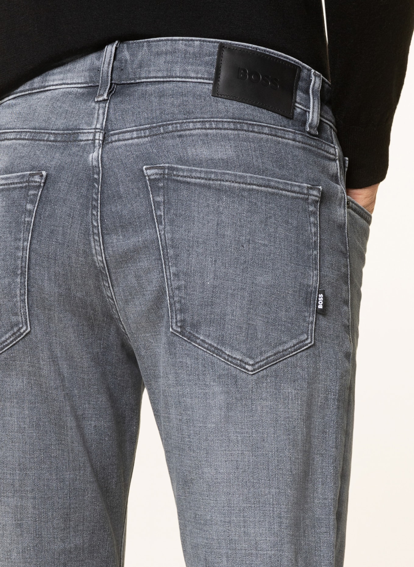 BOSS Jeans MAINE Regular Fit, Farbe: 030 MEDIUM GREY (Bild 5)