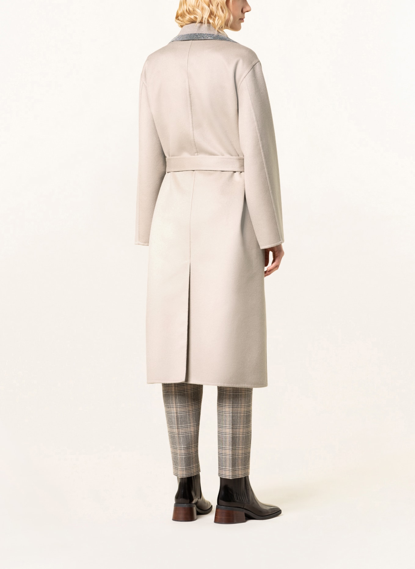 FABIANA FILIPPI Coat in merino wool with decorative beads, Color: TAUPE (Image 3)