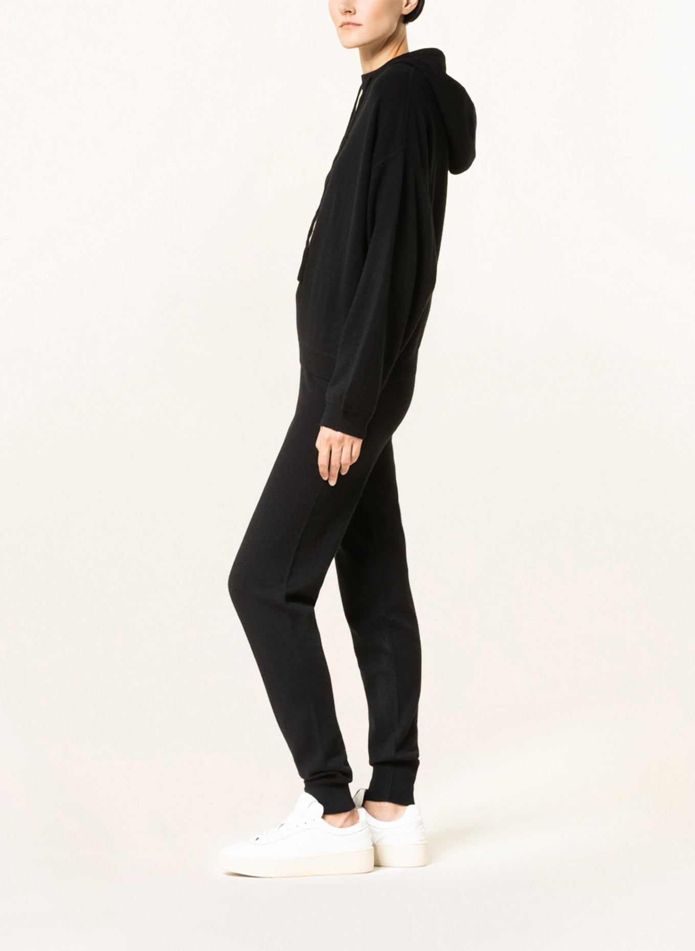LOULOU STUDIO Knit hoodie LINOSA made of cashmere, Color: BLACK (Image 4)