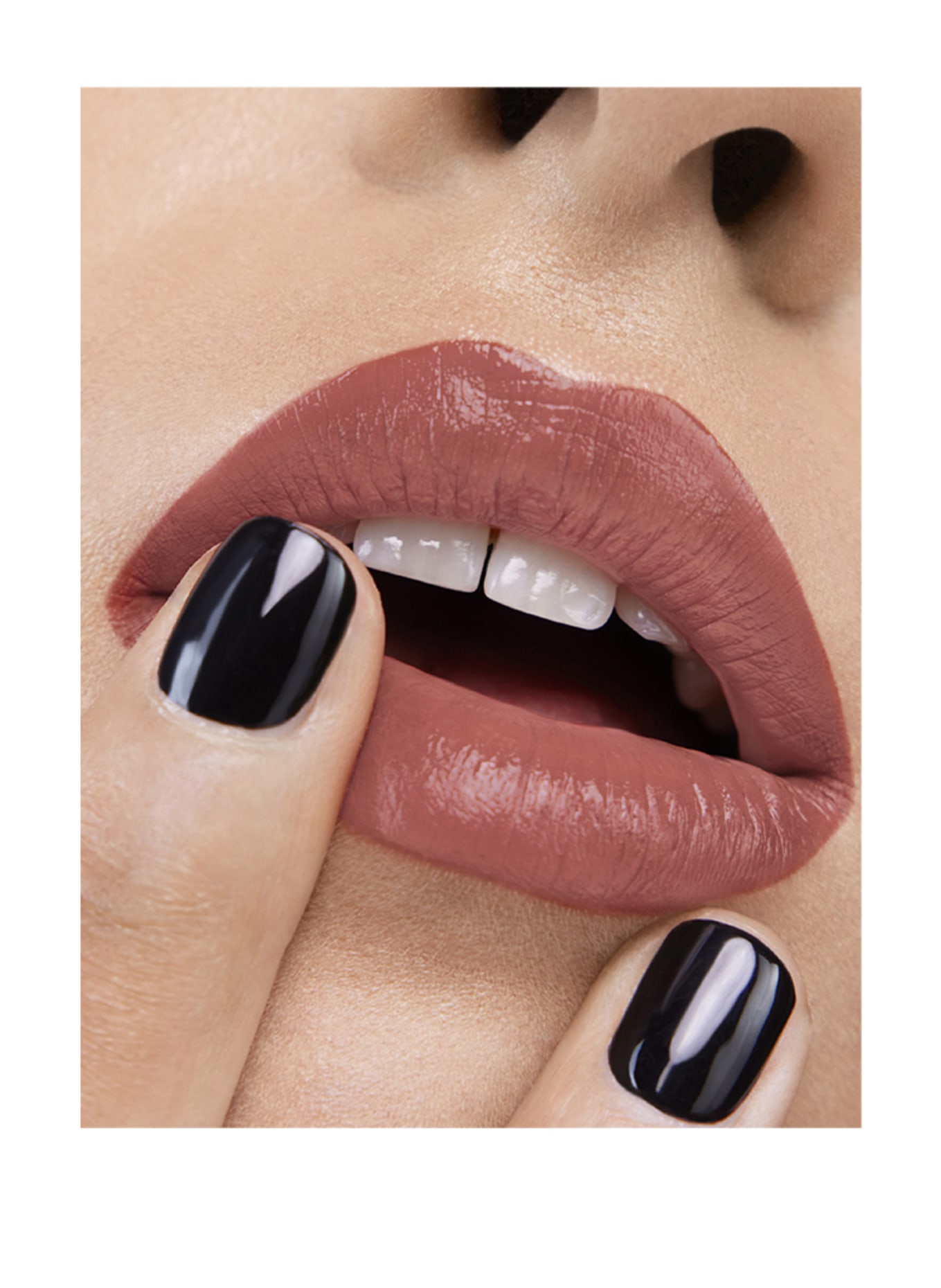 YVES SAINT LAURENT BEAUTÉ ROUGE PUR COUTURE THE BOLD: 10 BRAZEN NUDE