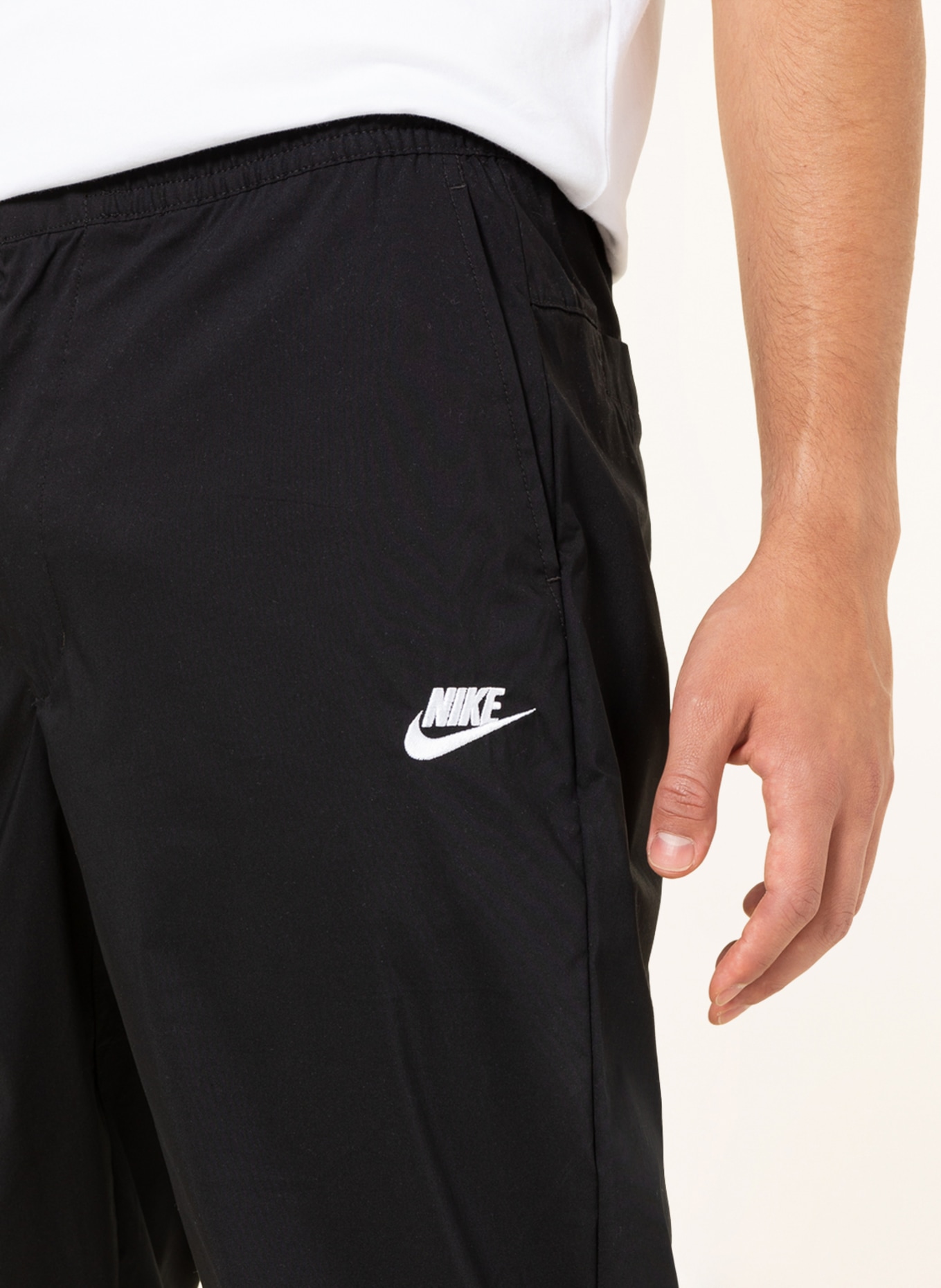Nike Training pants SPORTSWEAR SPORT ESSENTIALS, Color: BLACK (Image 5)