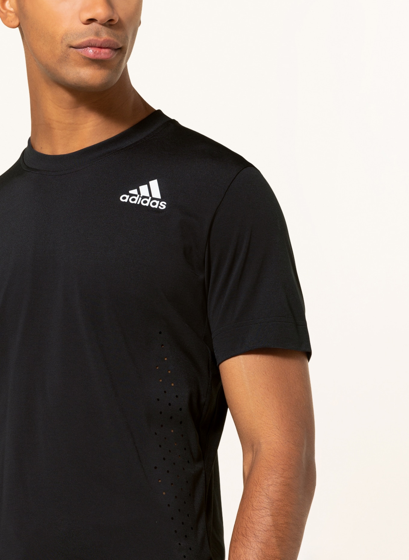 adidas T-shirt NEW YORK with mesh in black