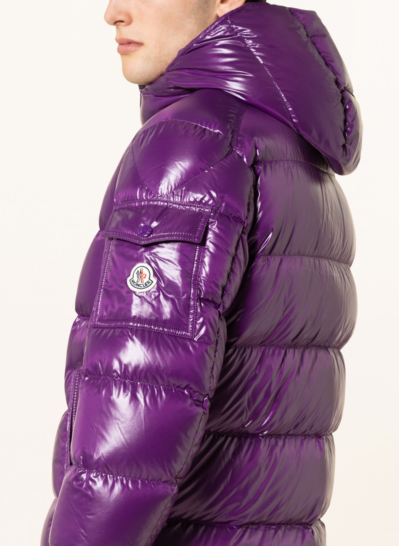 MONCLER Péřová bunda MONCLER MAYA s odnímatelnou kapucí, Barva: TMAVĚ FIALOVÁ (Obrázek 6)