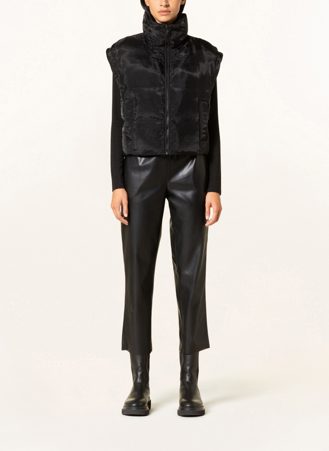 Calvin Klein Jeans Jacket with detachable sleeves, Color: BLACK (Image 3)