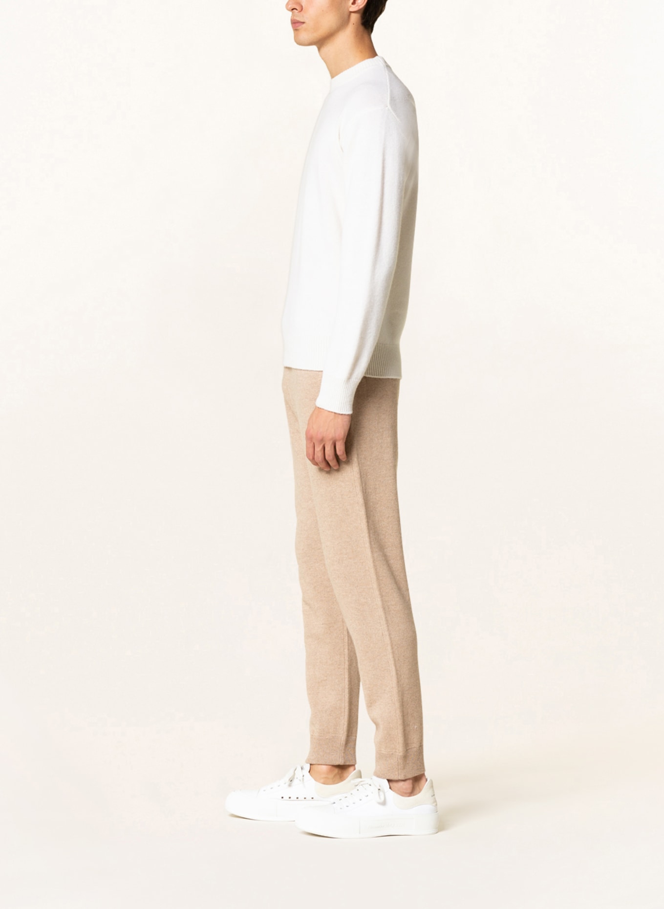 FALKE Knit trousers in jogger style extra slim fit made of cashmere: CAMEL
