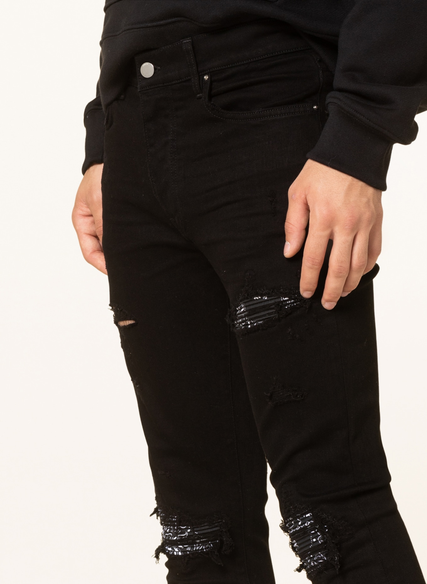 AMIRI Destroyed Jeans Extra Slim Fit, Farbe: 018 BLACK (Bild 5)