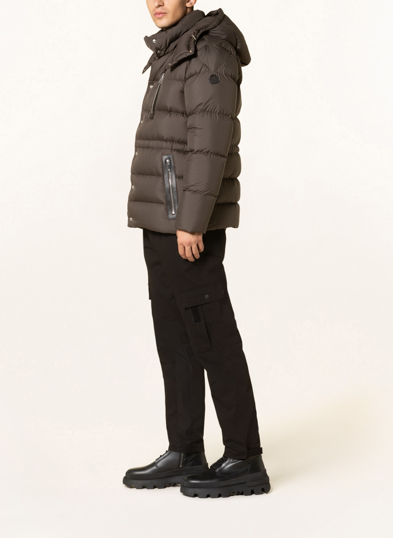 MONCLER Péřová bunda BAUGES s odnímatelnou kapucí, Barva: OLIVOVÁ (Obrázek 4)