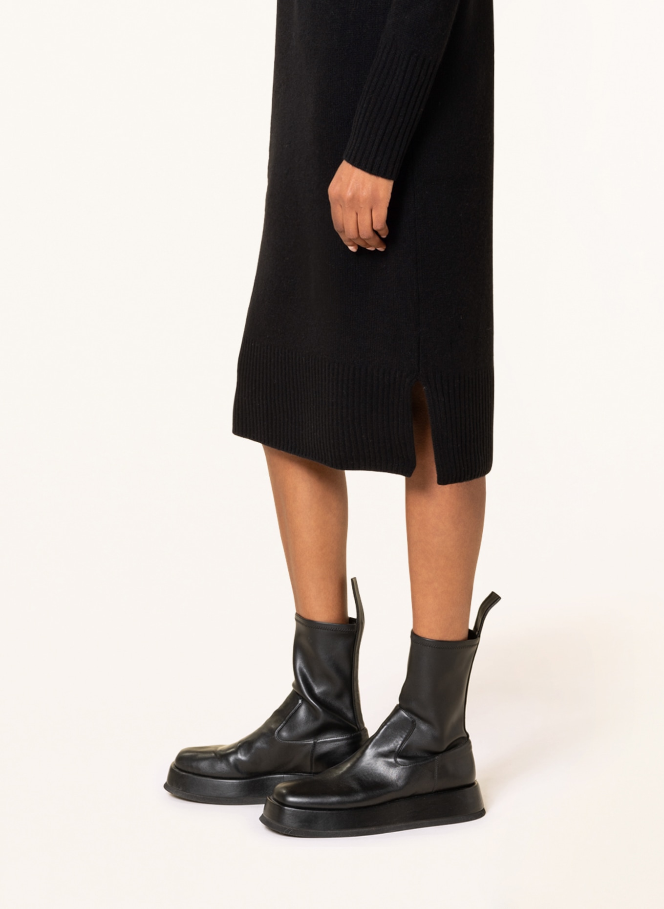 MRS & HUGS Cashmere knit dress , Color: BLACK (Image 4)