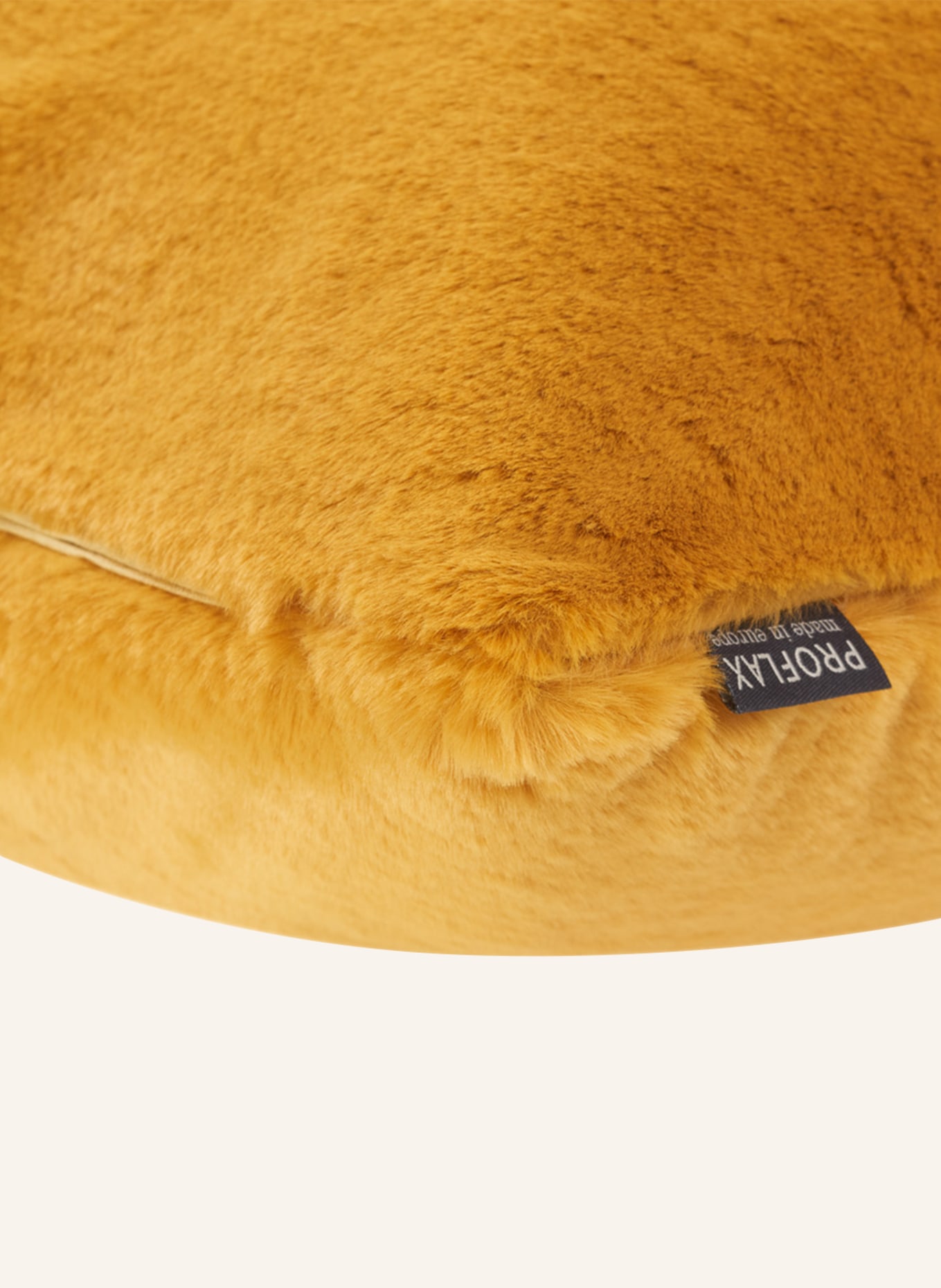 PROFLAX Dekoracyjna poszewka na poduszkę COCOON ze sztucznego futra, Kolor: CIEMNOŻÓŁTY (Obrazek 2)