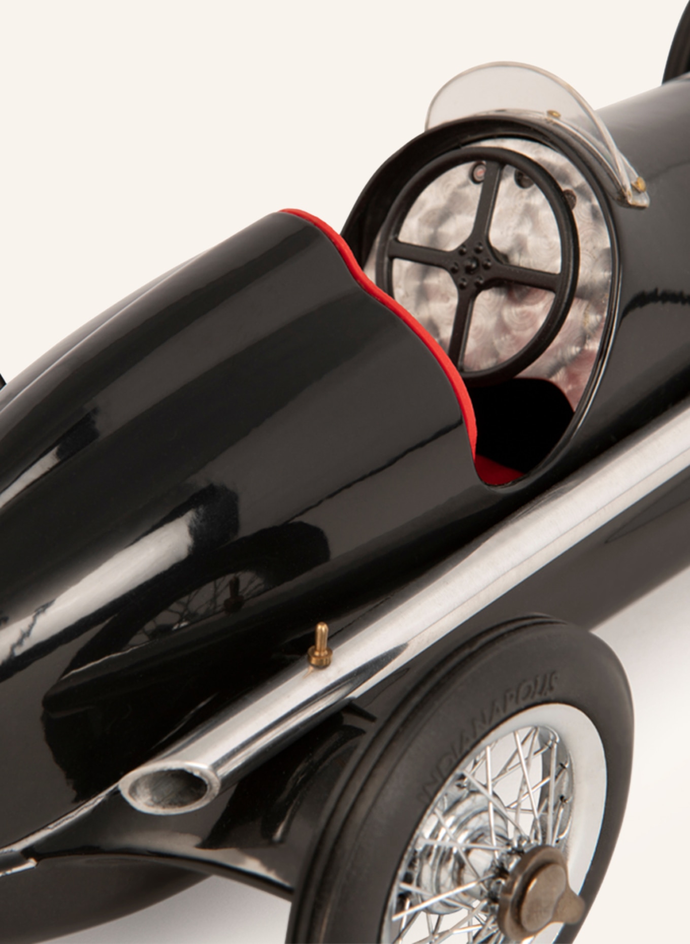 AUTHENTIC MODELS Model car SILBERPFEIL, Color: BLACK/ RED (Image 3)