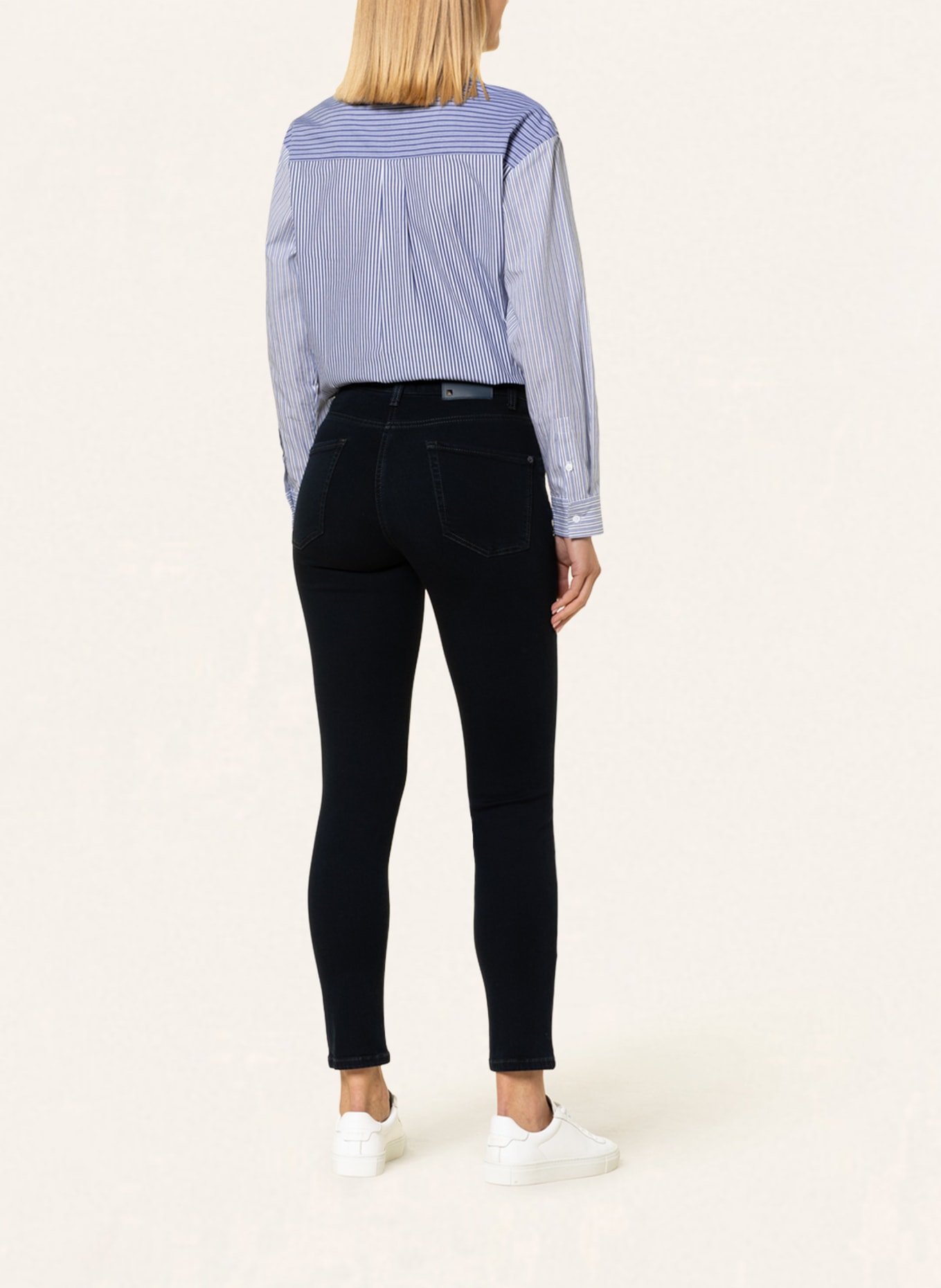 CAMBIO Skinny Jeans PINA mit Schmucksteinen, Farbe: 5412 cosy black overdye (Bild 3)