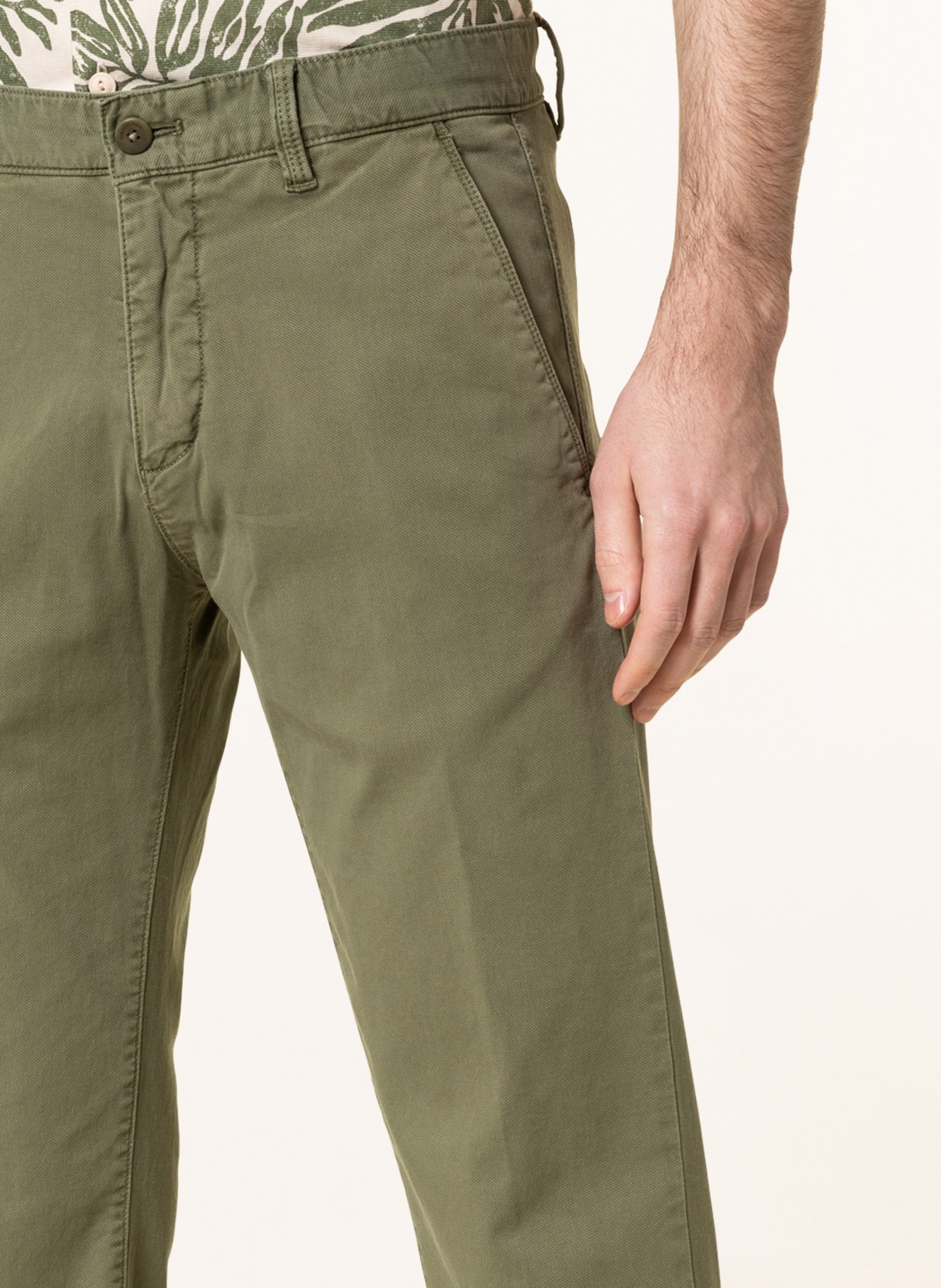 Marc O'Polo Chinos STIG shaped fit, Color: OLIVE (Image 5)