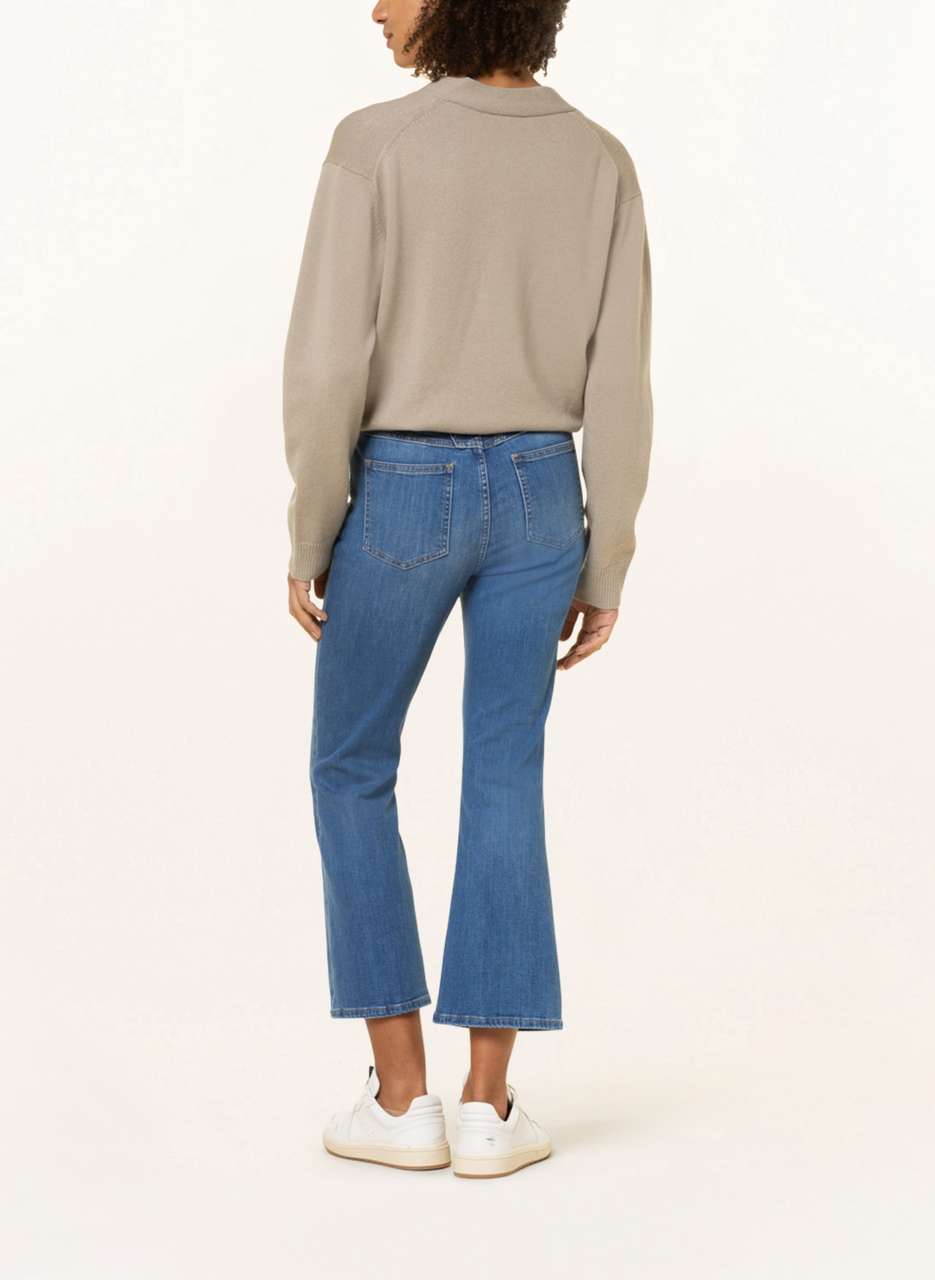 CLOSED Flared Jeans HI-SUN, Farbe: MBL MID BLUE (Bild 3)