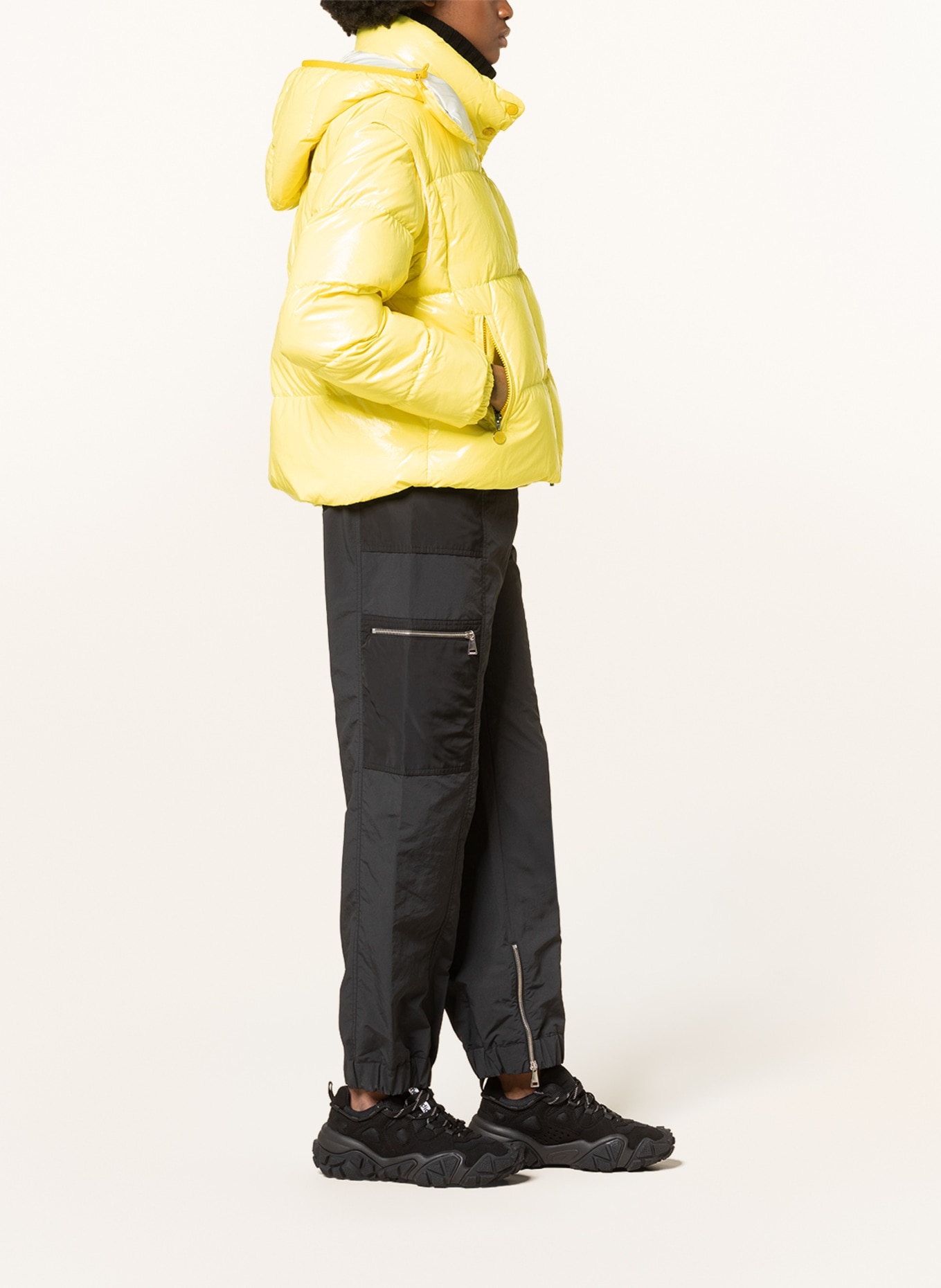MONCLER Down jacket MAULEON with detachable sleeves, Color: YELLOW (Image 4)