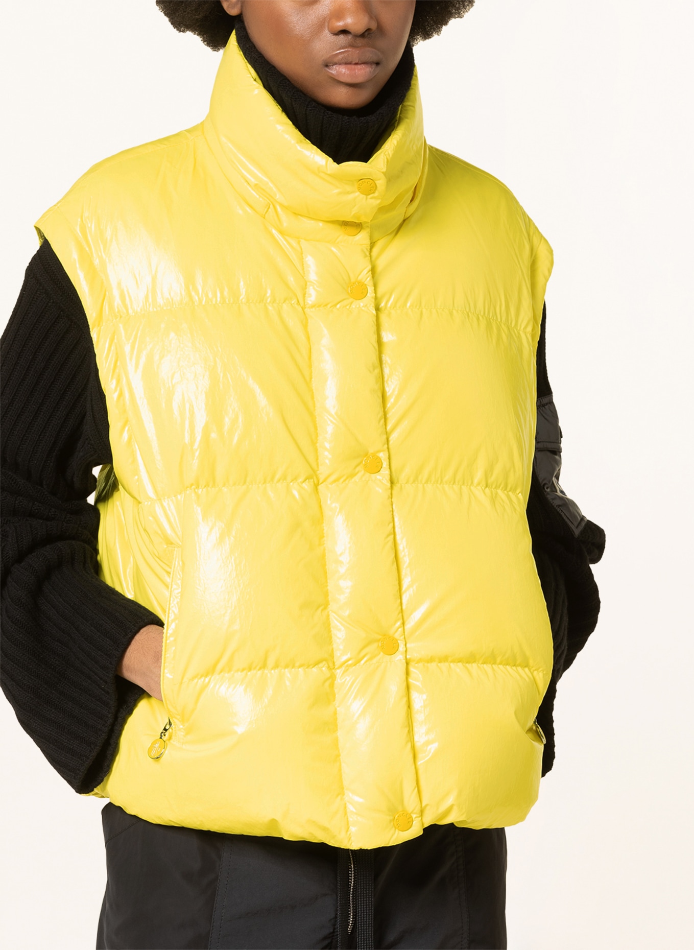 MONCLER Down jacket MAULEON with detachable sleeves, Color: YELLOW (Image 7)