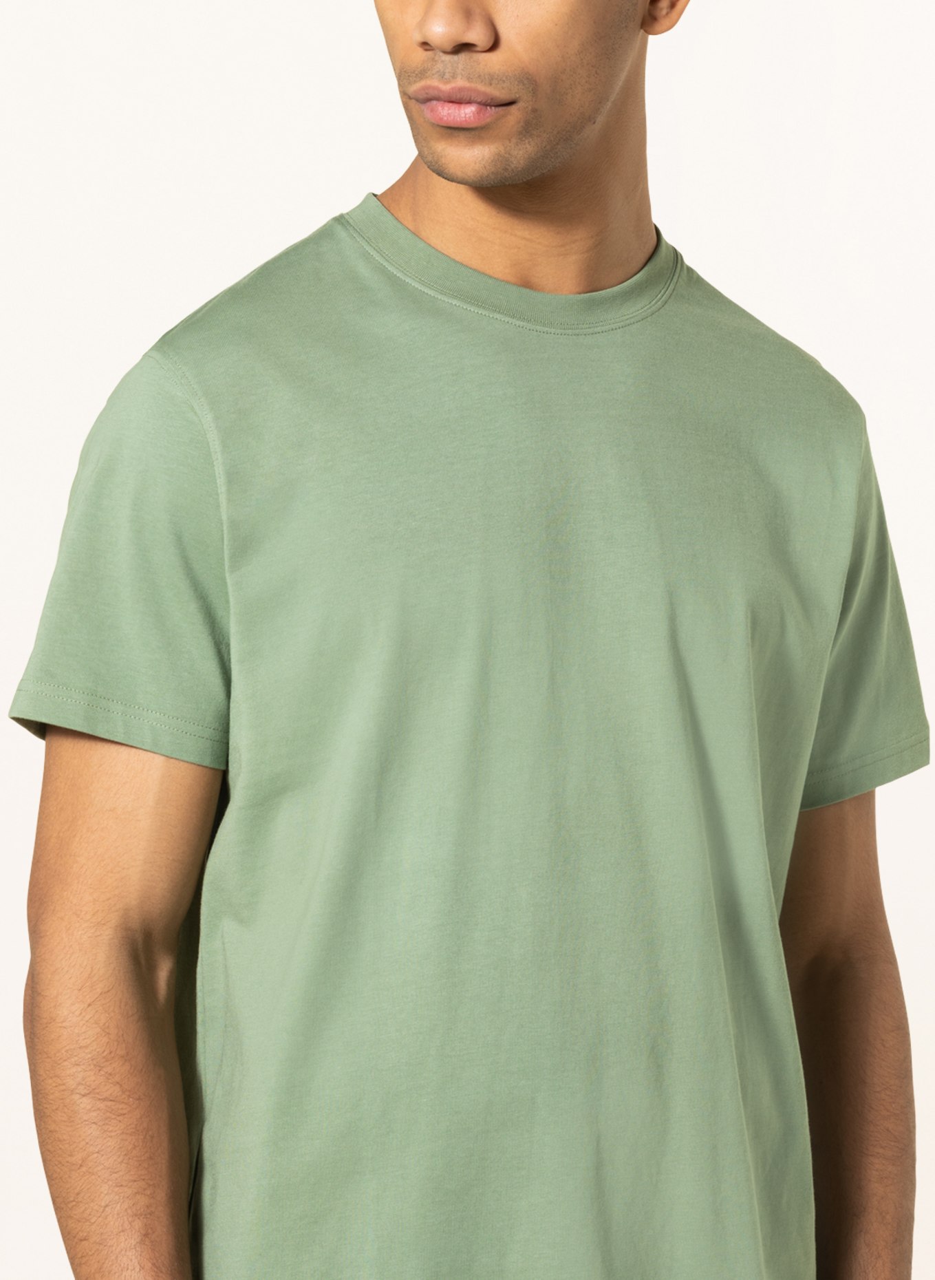 PAUL T-shirt, Color: OLIVE (Image 4)