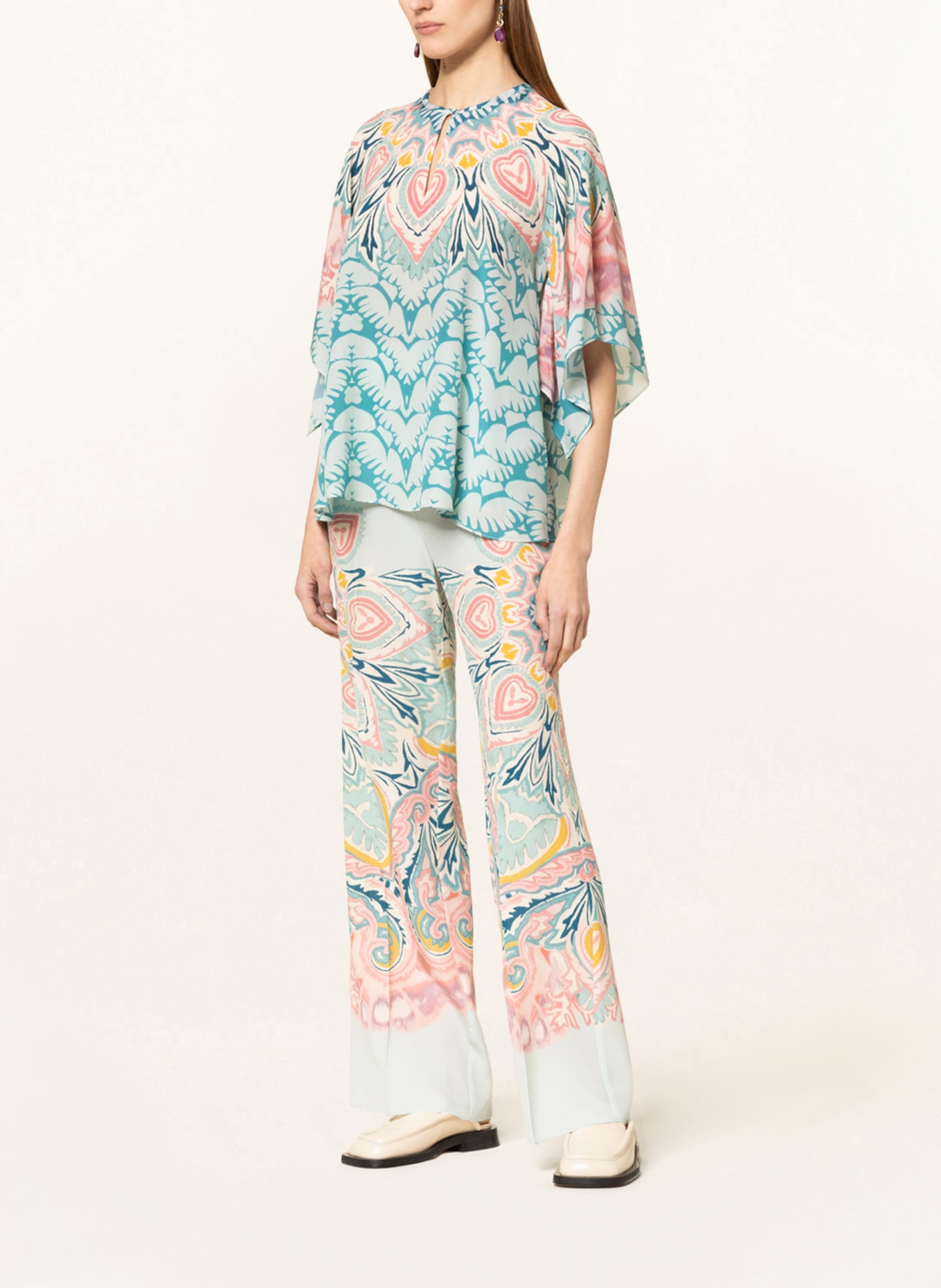 ETRO Shirt blouse in silk, Color: PINK/ WHITE/ LIGHT BLUE (Image 2)