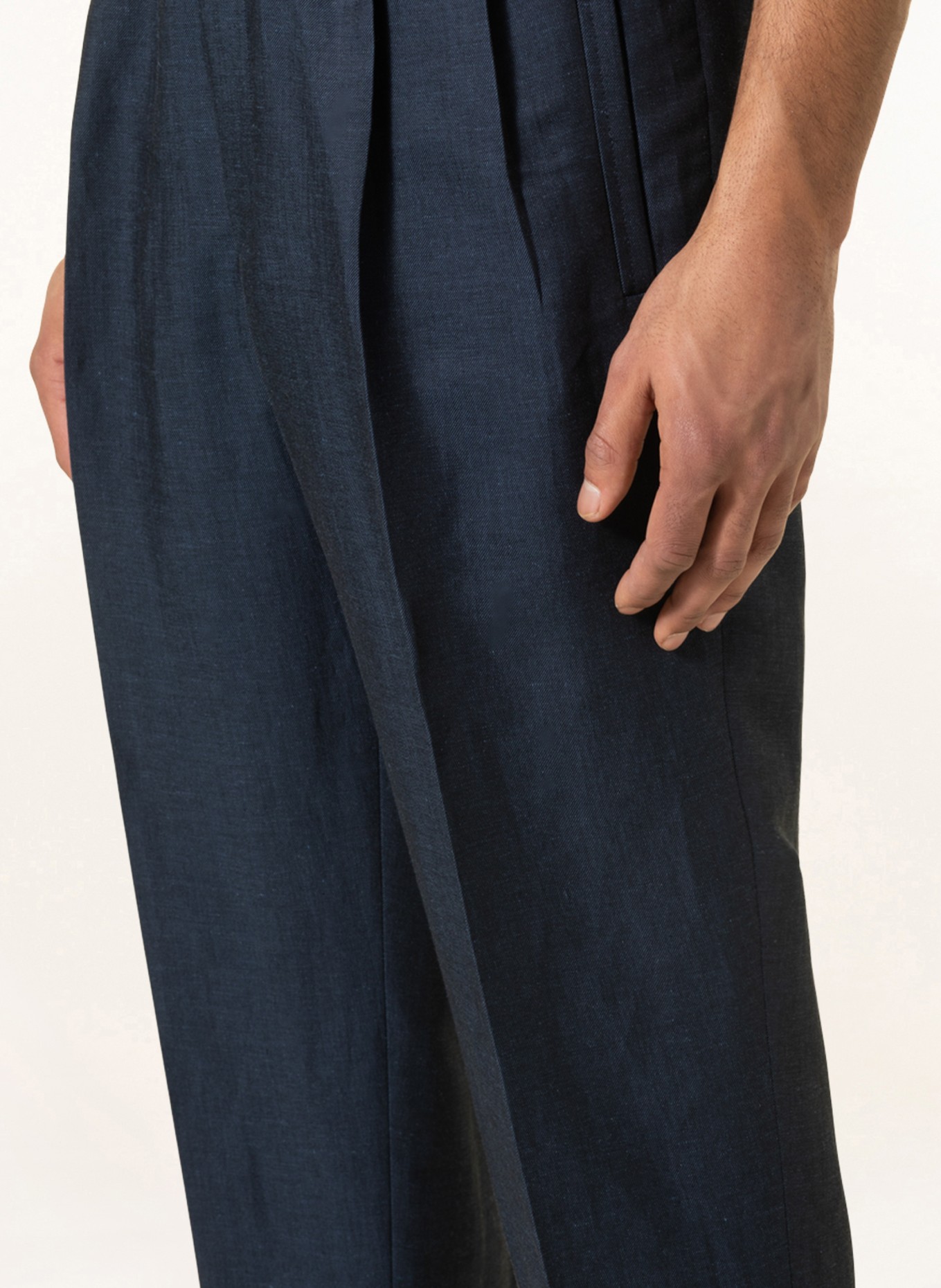 ZEGNA Spodnie w stylu joggersów z dodatkiem lnu, Kolor: GRANATOWY (Obrazek 5)