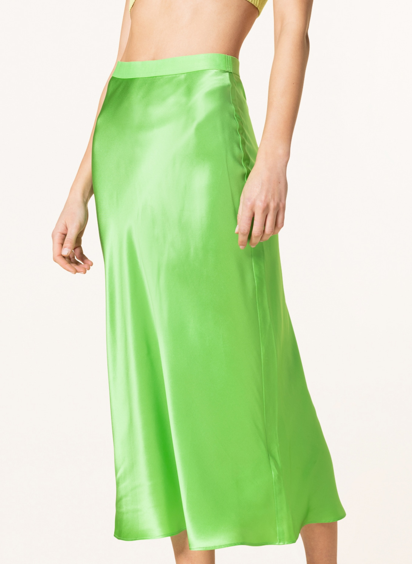 MRS & HUGS Silk skirt , Color: LIGHT GREEN (Image 4)