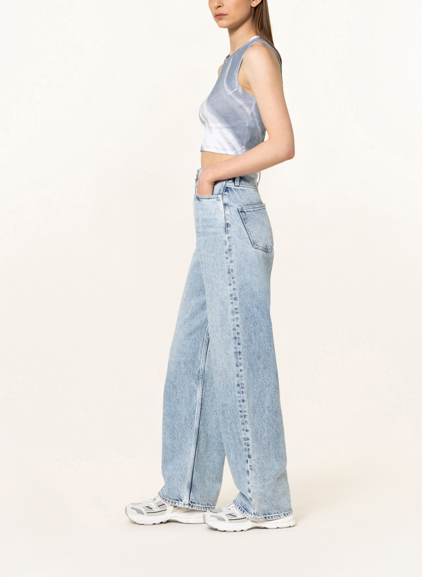 Calvin Klein Jeans Flared džíny, Barva: 1AA Denim Light (Obrázek 4)