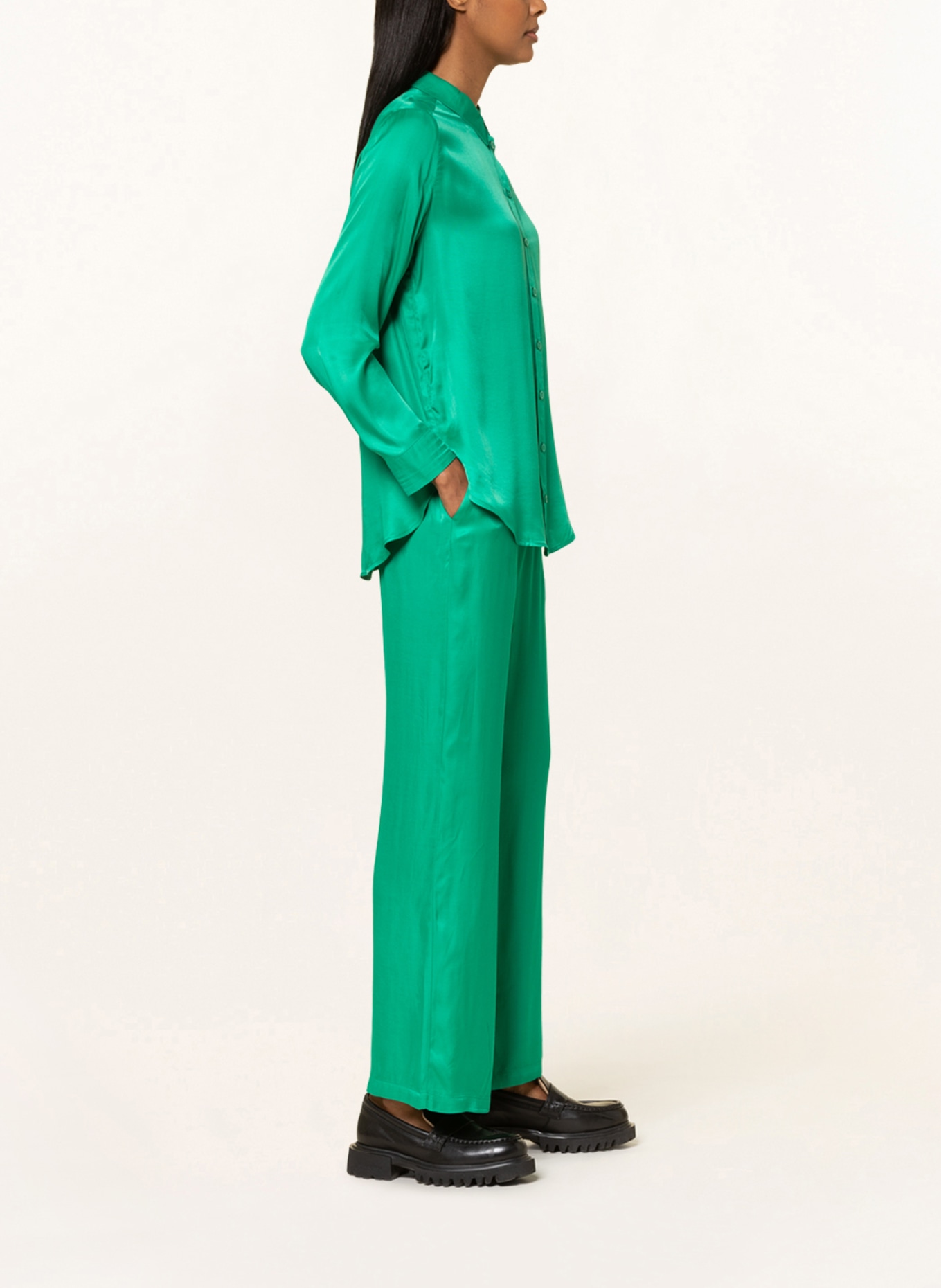 darling harbour Wide leg trousers in satin, Color: GREEN (Image 4)