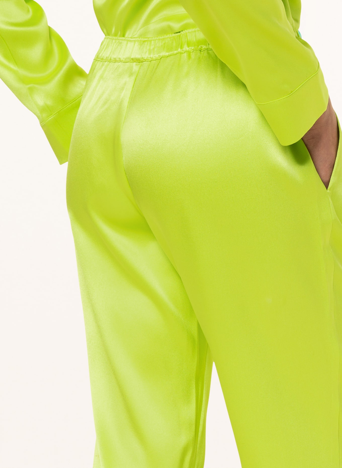 ASCENO 7/8 pants THE MELBOURNE made of silk, Color: NEON GREEN (Image 5)