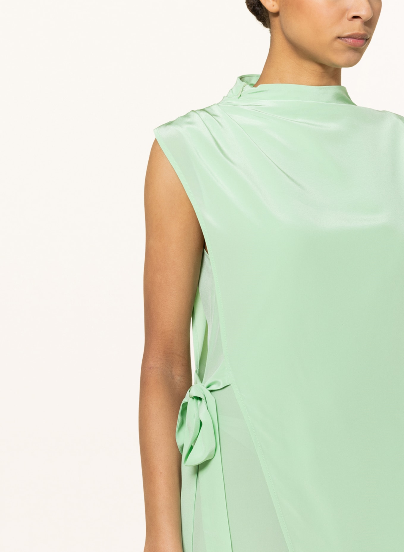 ENVELOPE 1976 One-shoulder dress made of silk, Color: LIGHT GREEN (Image 4)